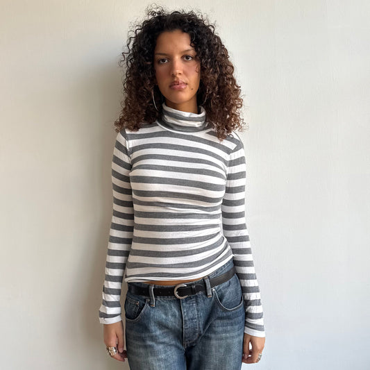 Grey + white stripe roll neck - Size S