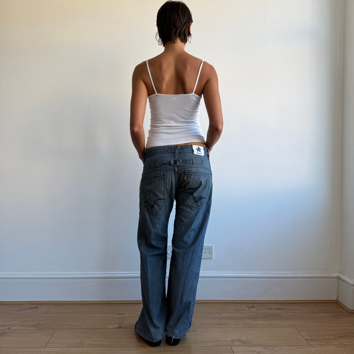 Levi’s cinch back star jeans - Size 30x32