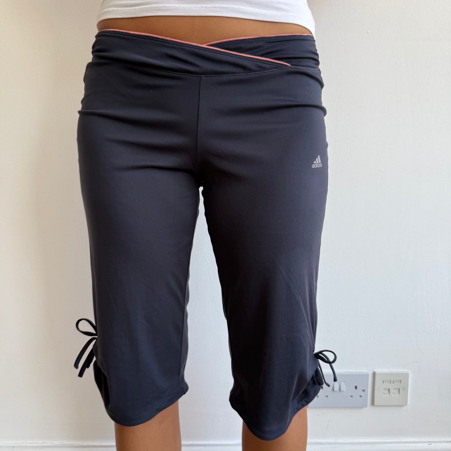 Adidas navy coral ruched capris - Size S