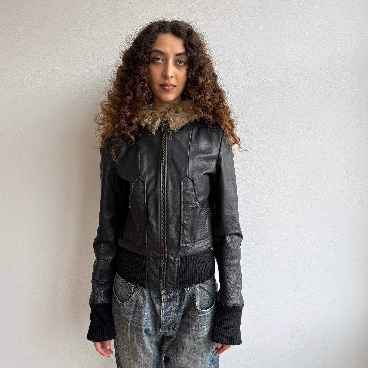 Black leather fur hood bomber - Size S