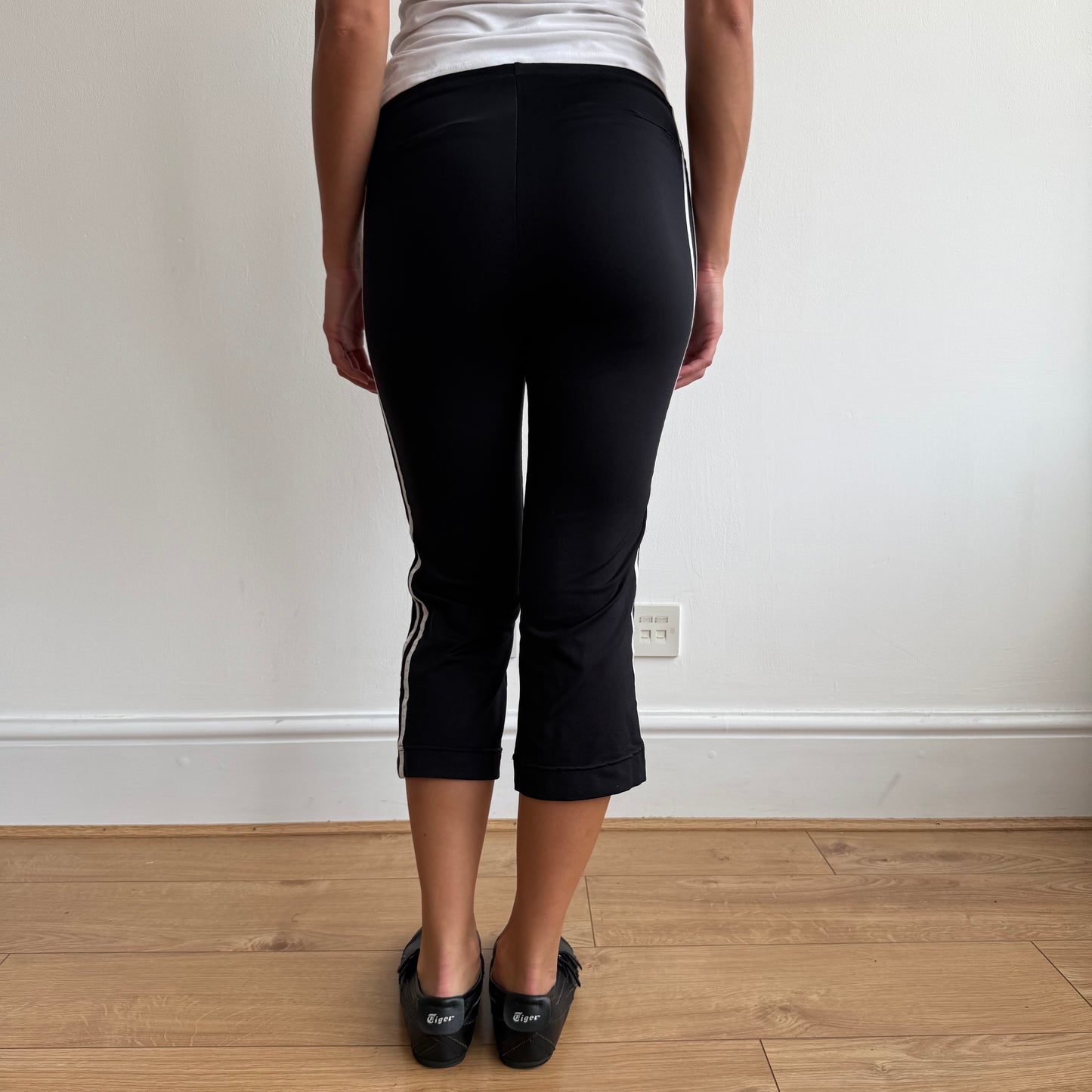 Black Adidas capris - Size S