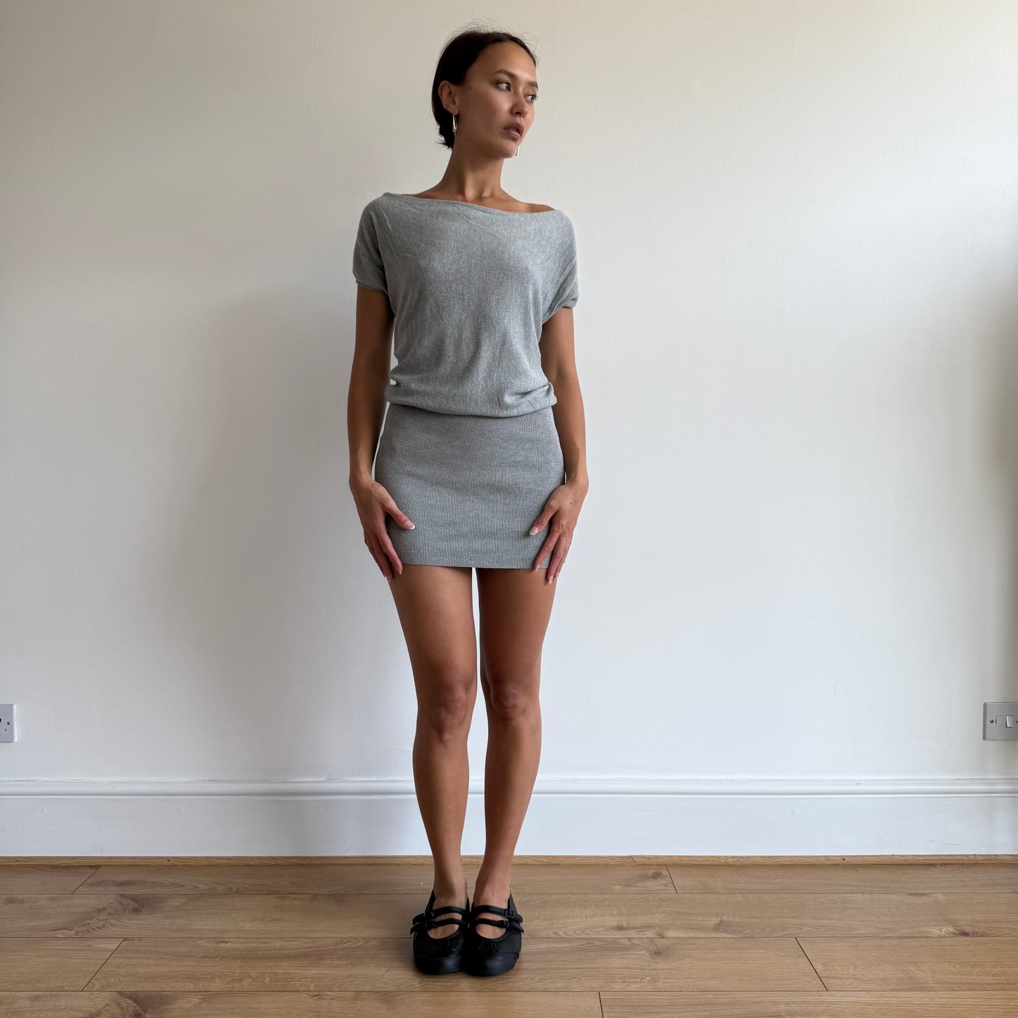 Grey knit short sleeve dress - Size S