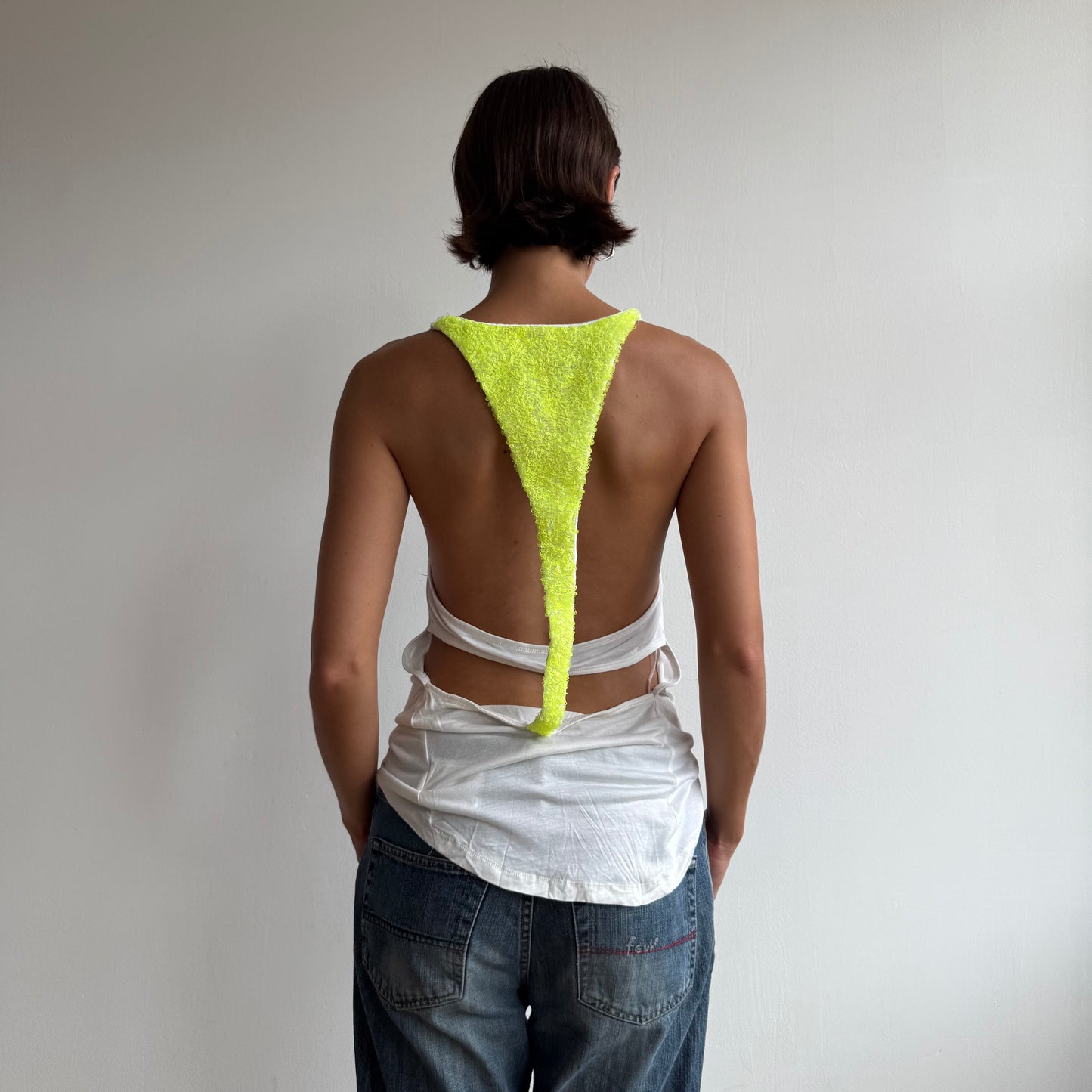 White + neon yellow sequin top - Size S