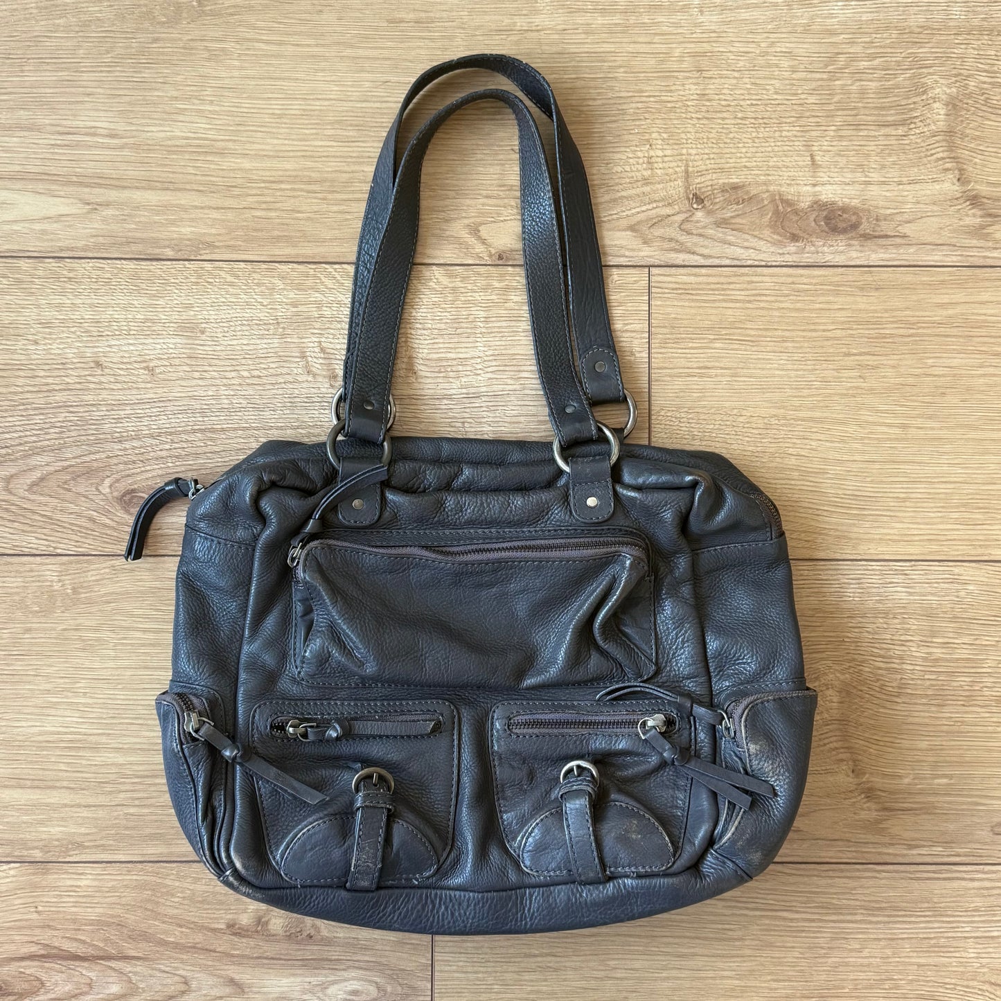 Grey leather buckle bag - One Size