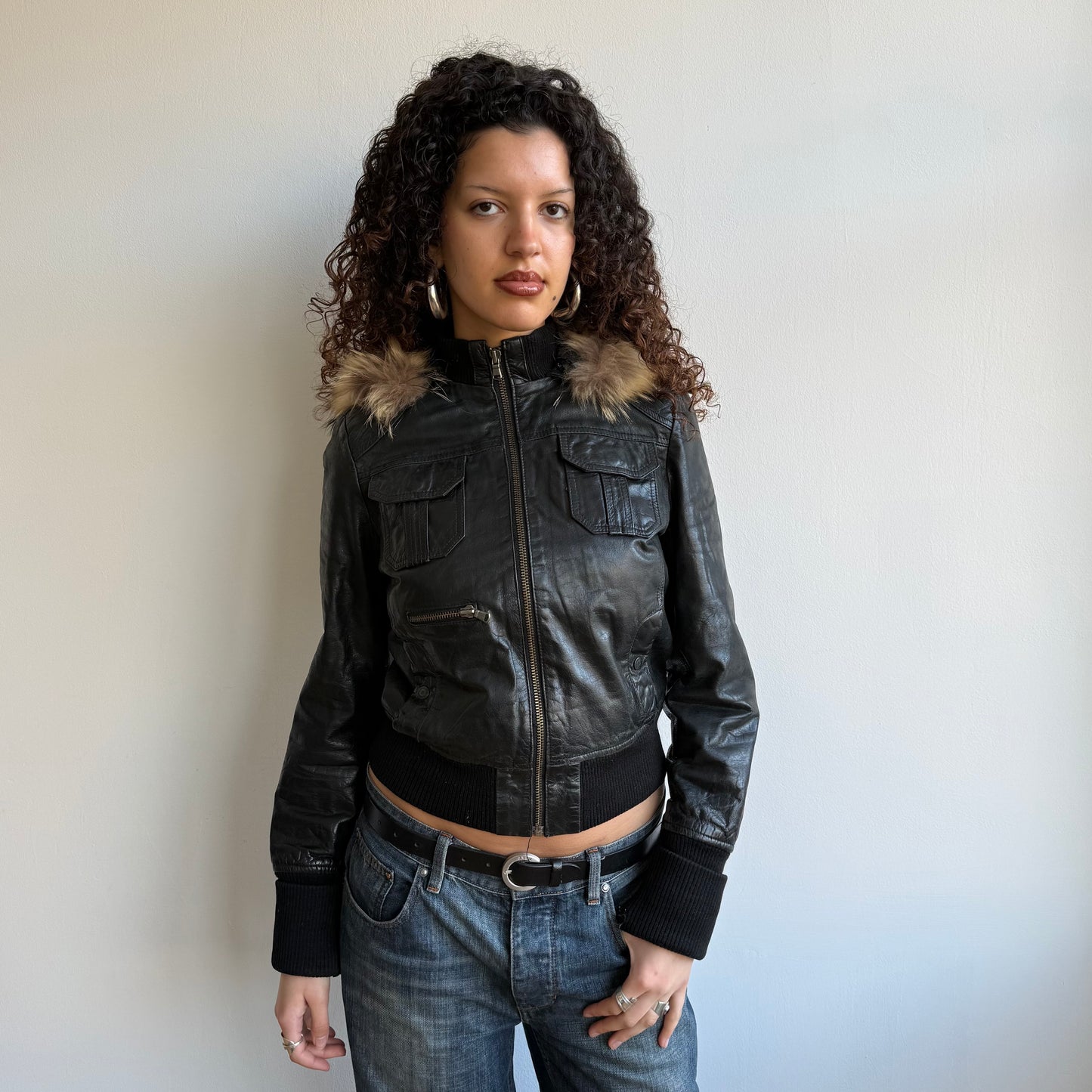 Black leather fur hood zip bomber - Size S/M
