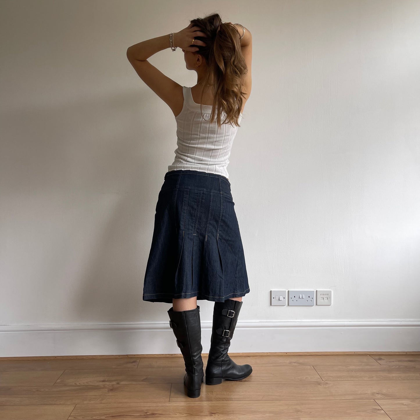 White knit buckle tank - Size S