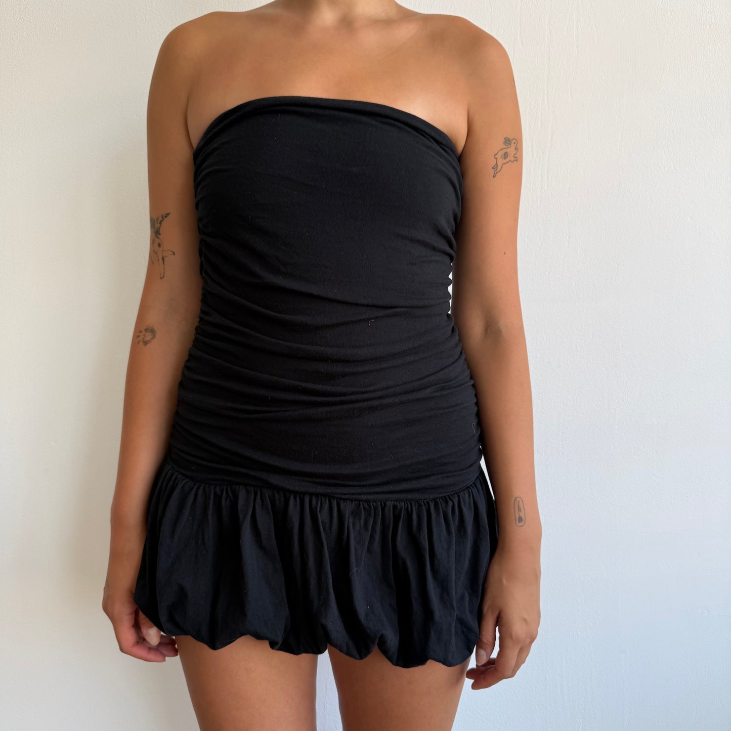 Black ruched bubble mini dress - Size XS