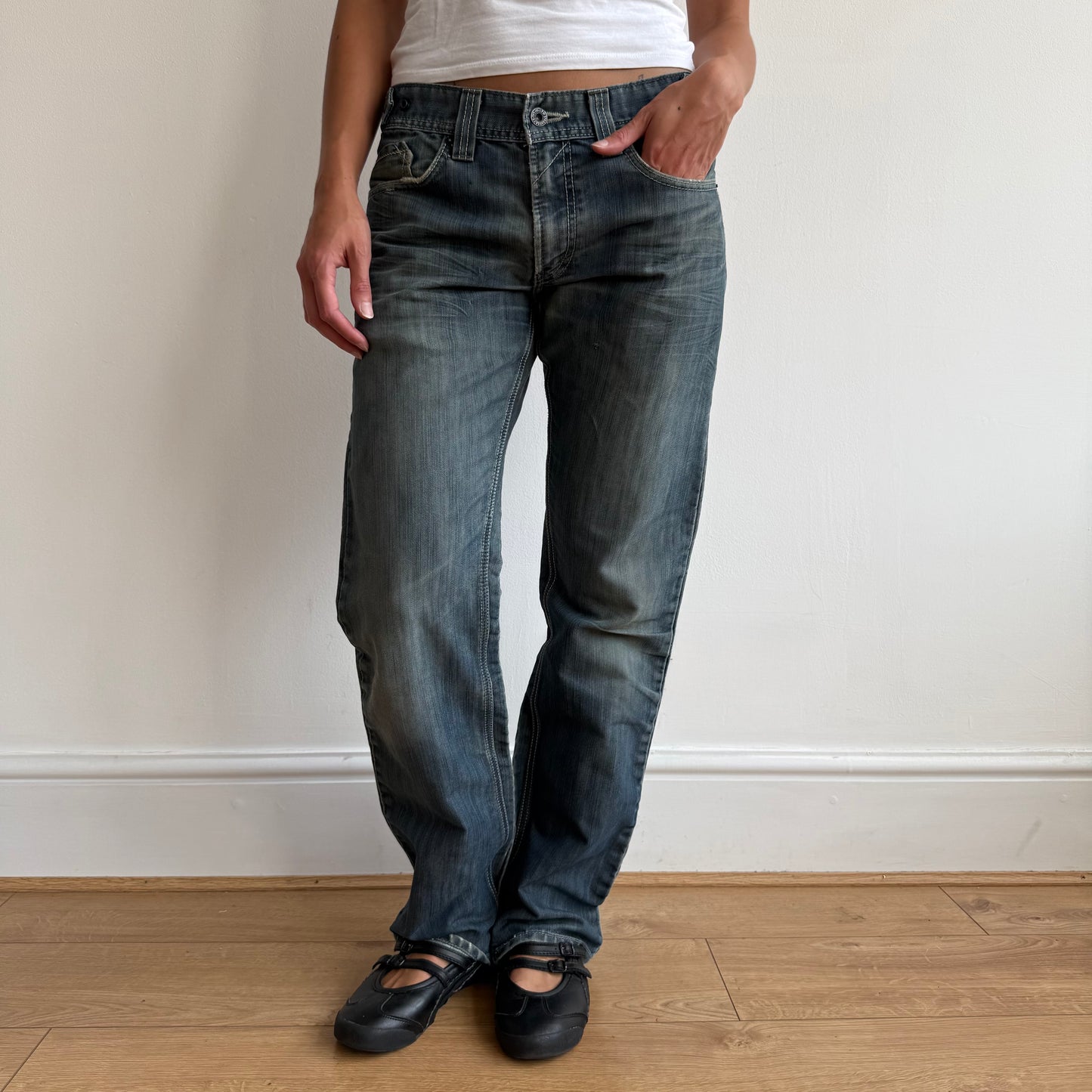 Levi’s green wash jeans - Size 31x32