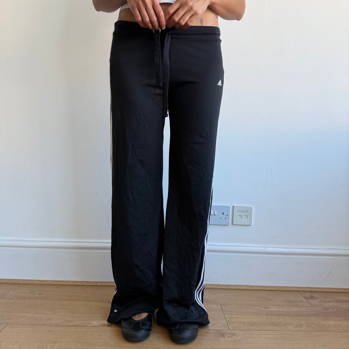 Black Adidas 3 stripe wide leg yoga pants - Size M