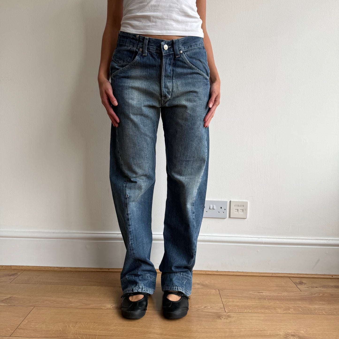 Levi’s Engineered button back jeans - Size 30x34