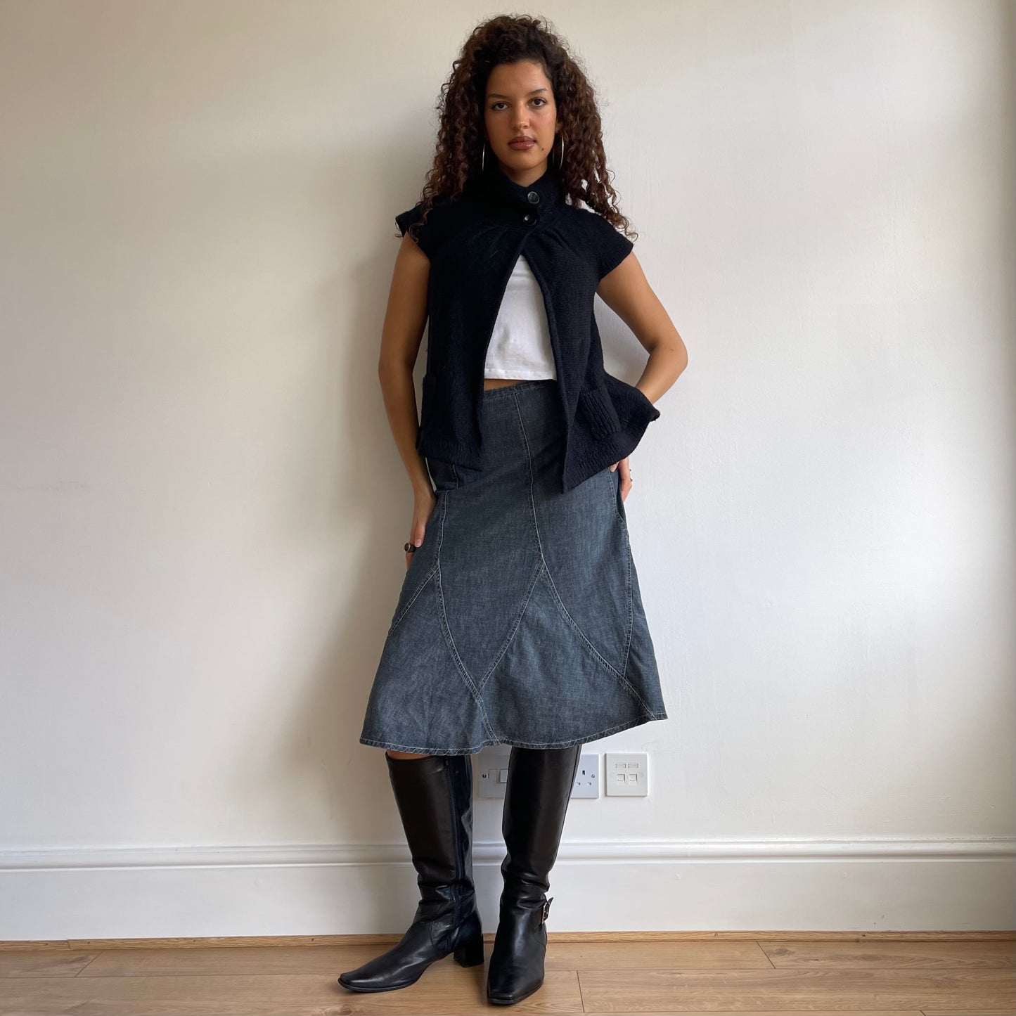 Black short sleeve knit gilet - Size S/M