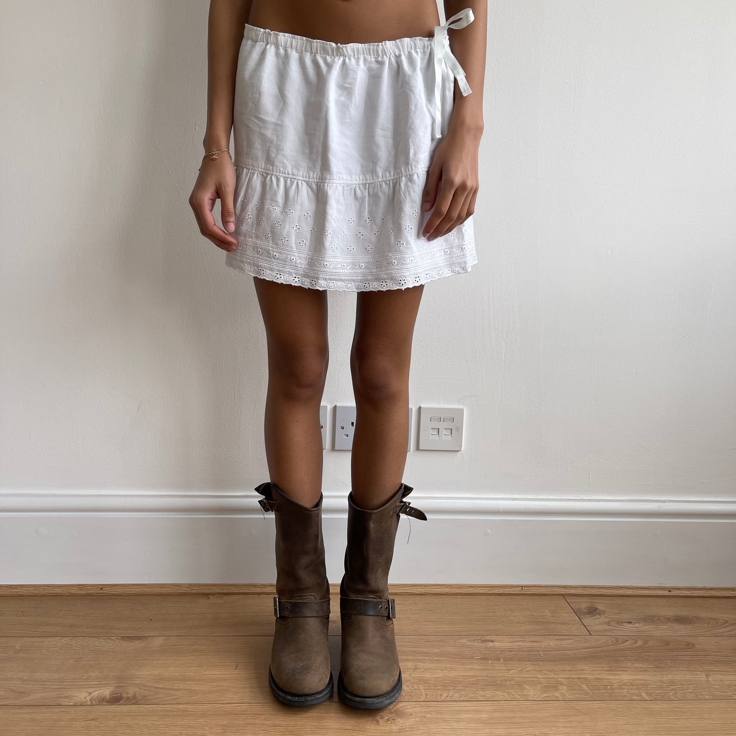 Broderie tie side mini skirt - Size S
