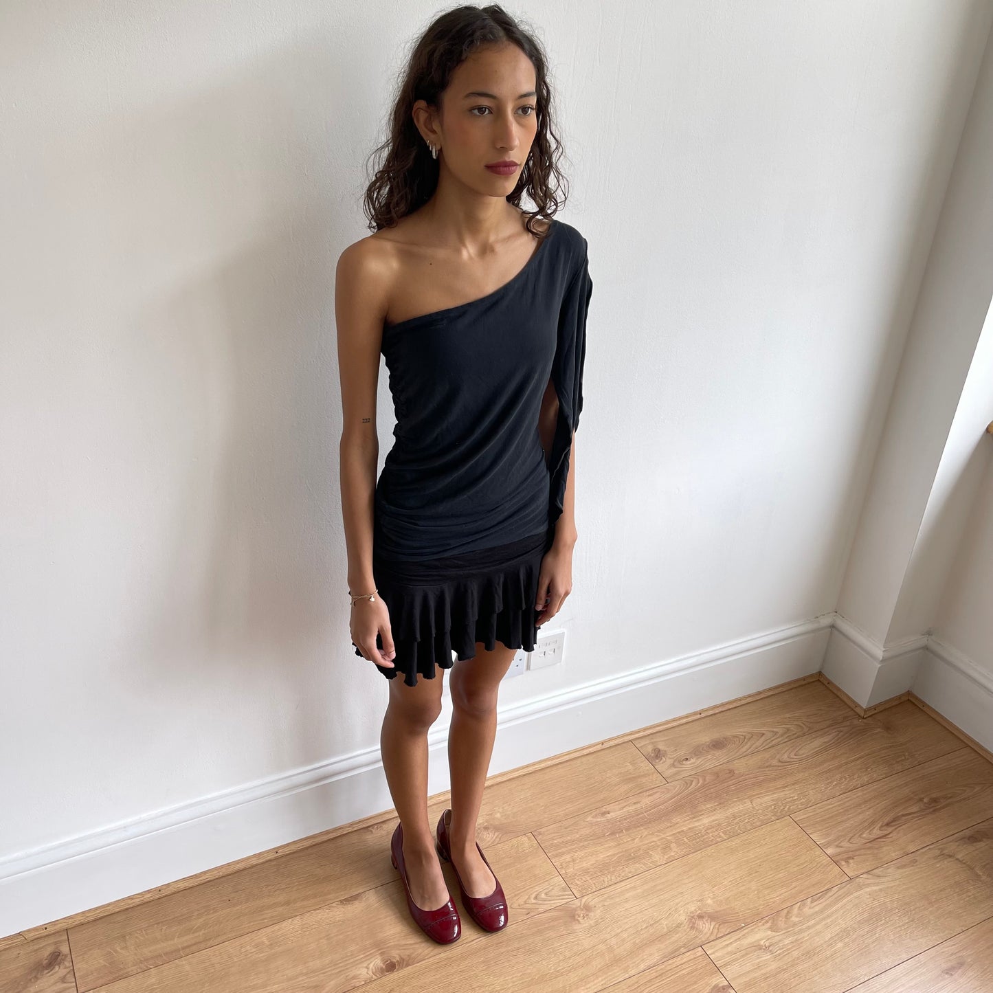 One shoulder morgan top - Size M