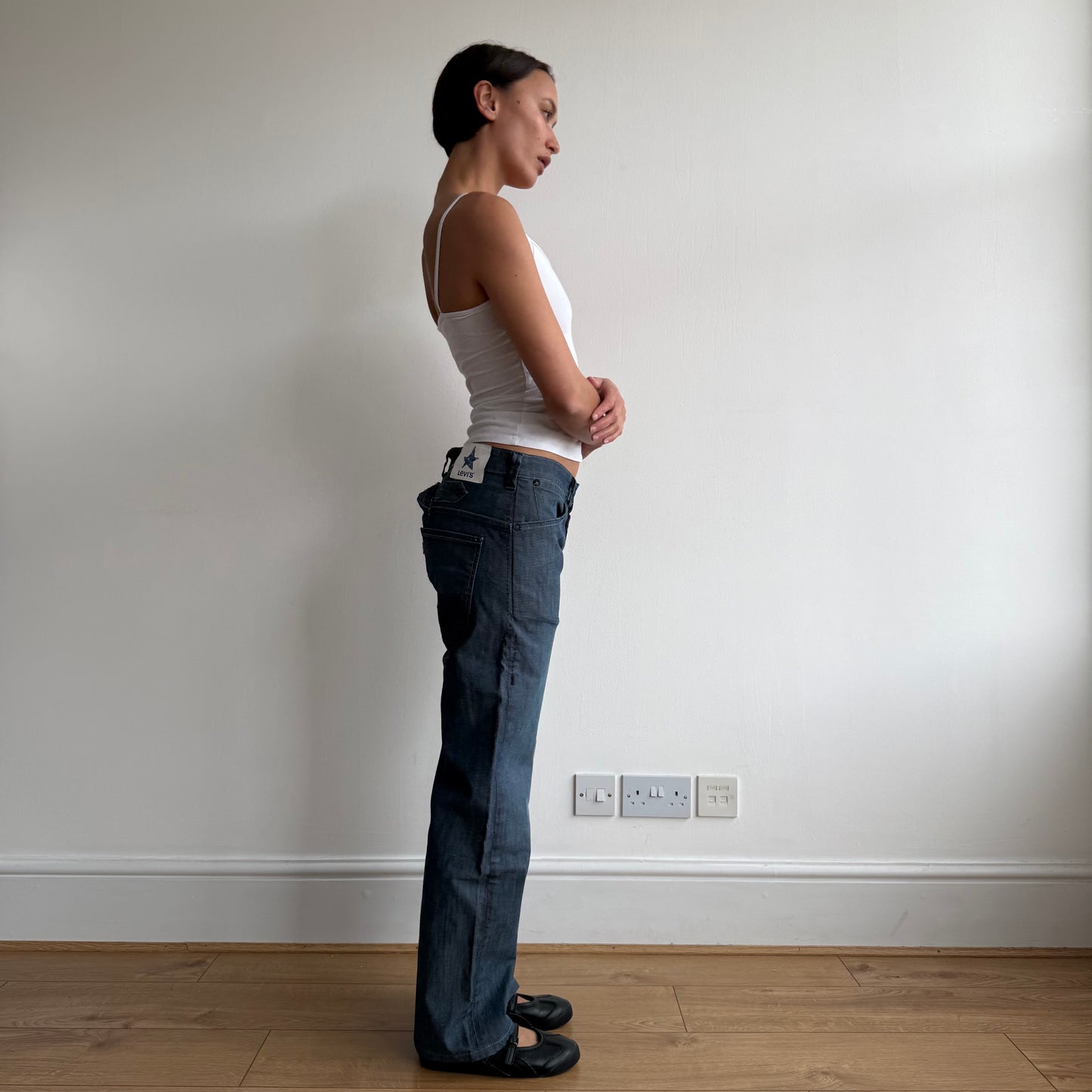 Levi’s star cinch back jeans - Size 30x34