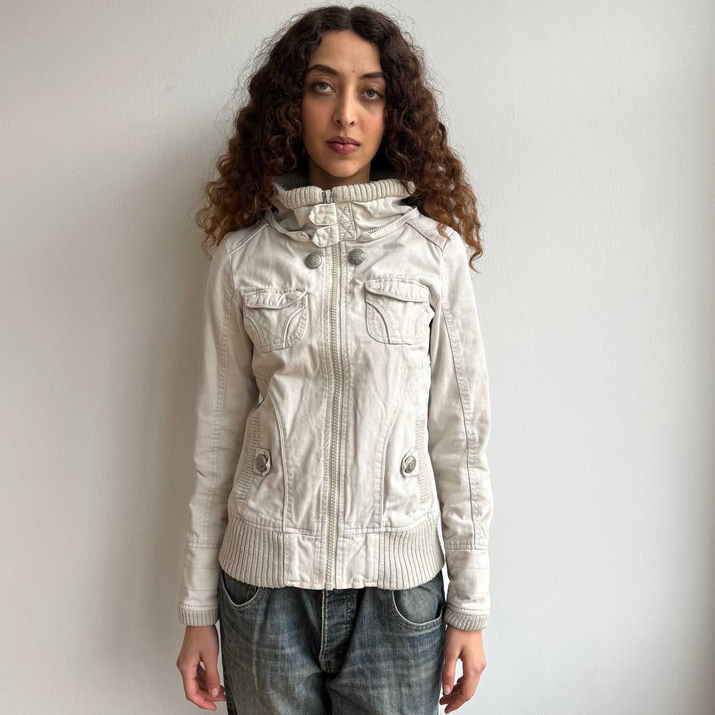 Cream cargo bomber jacket - Size S/M