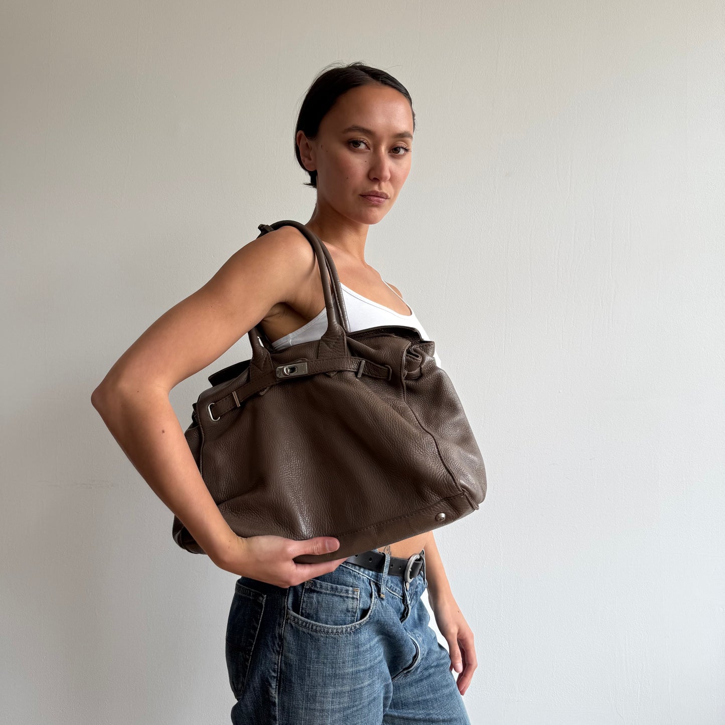 Brown leather ‘firkin’ bag - One Size