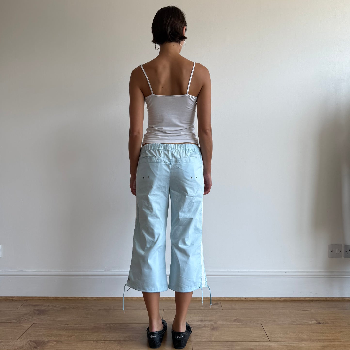Baby blue Nike toggle capris - Size S