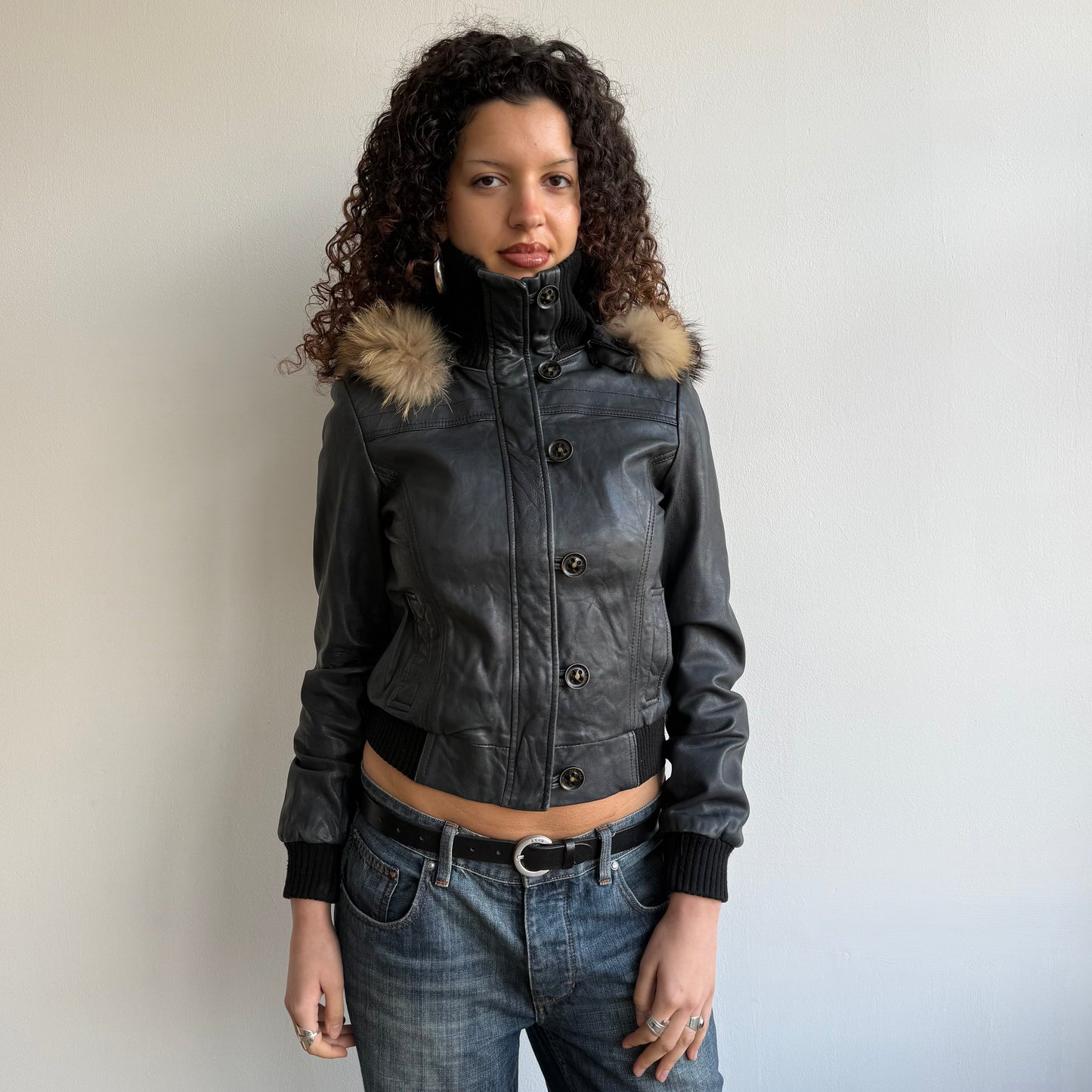 Black leather bomber with fur hood - Size S