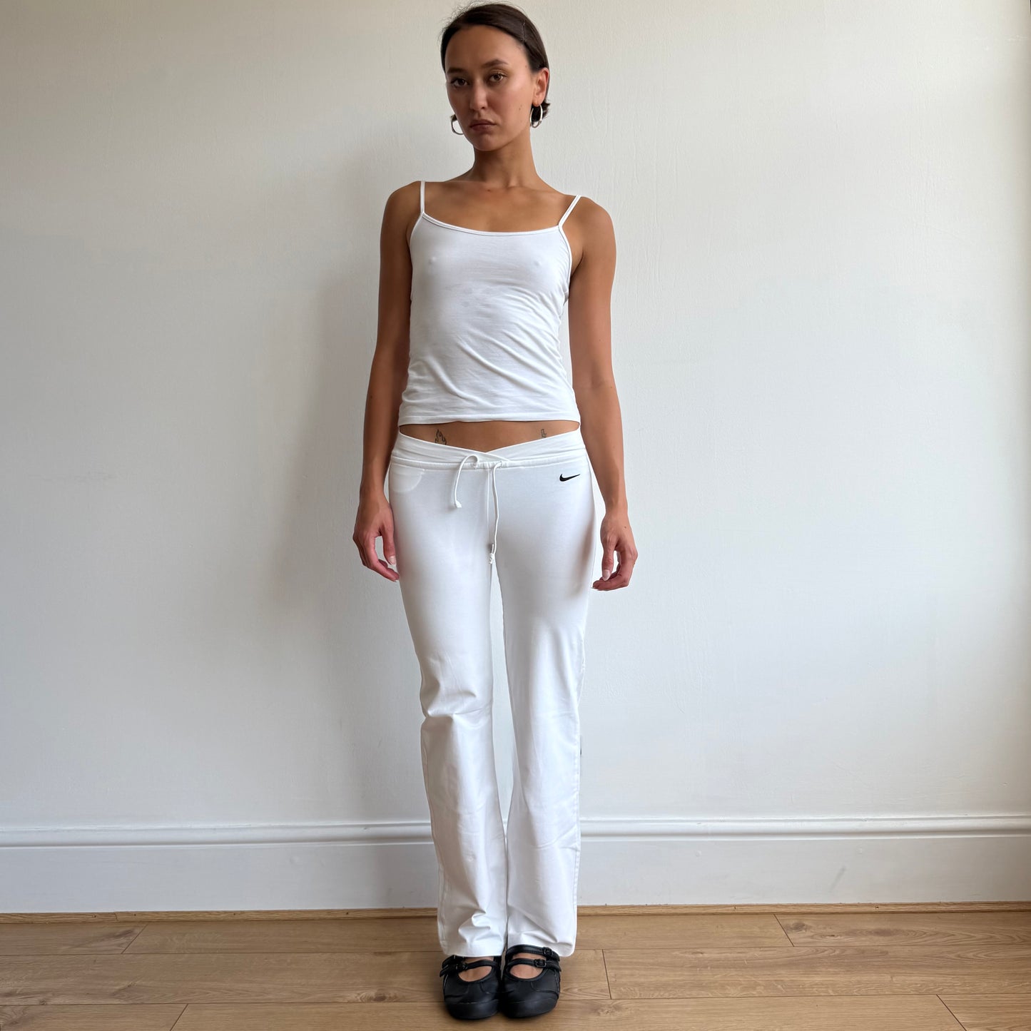 White Nike flared yoga pants - Size S