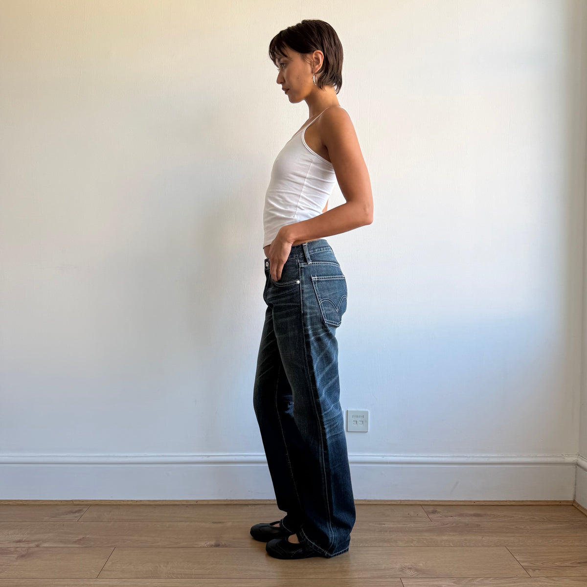 Levi’s mid wash vintage jeans - Size 31x32