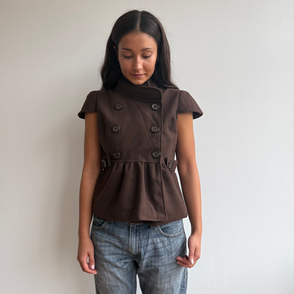 Brown short sleeve peacoat - Size M