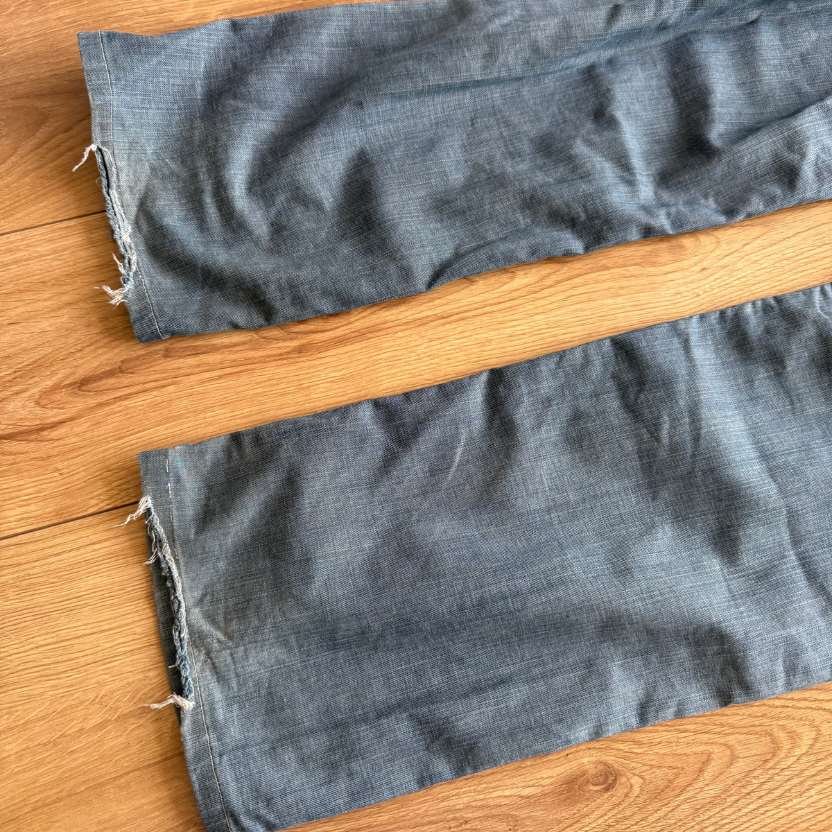 Levi’s cinch back star jeans - Size 30x32