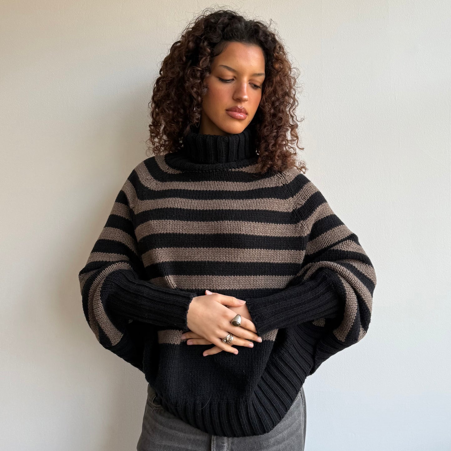 Brown batwing roll neck - Size M