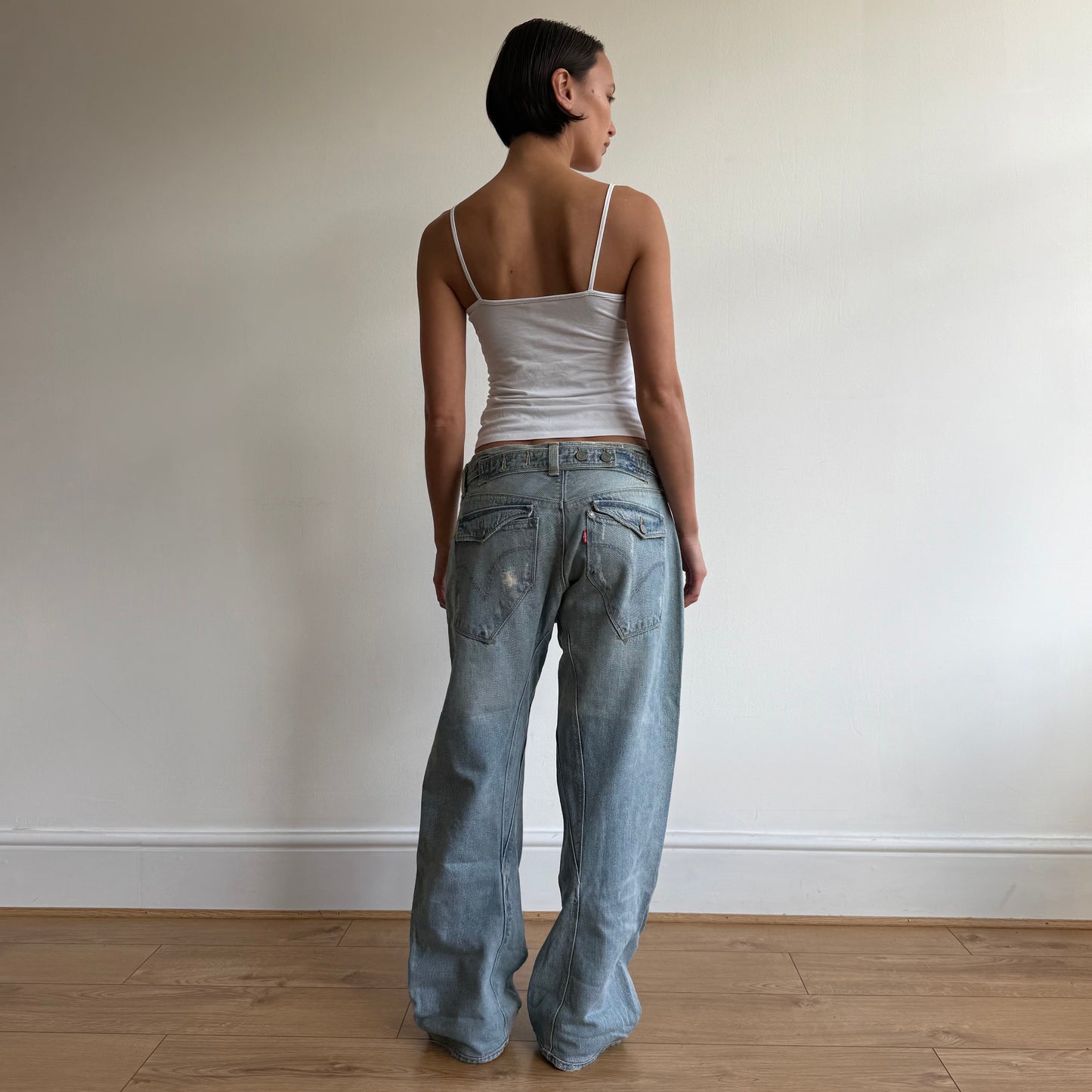 Levi’s Engineered button jeans - Size 32x34