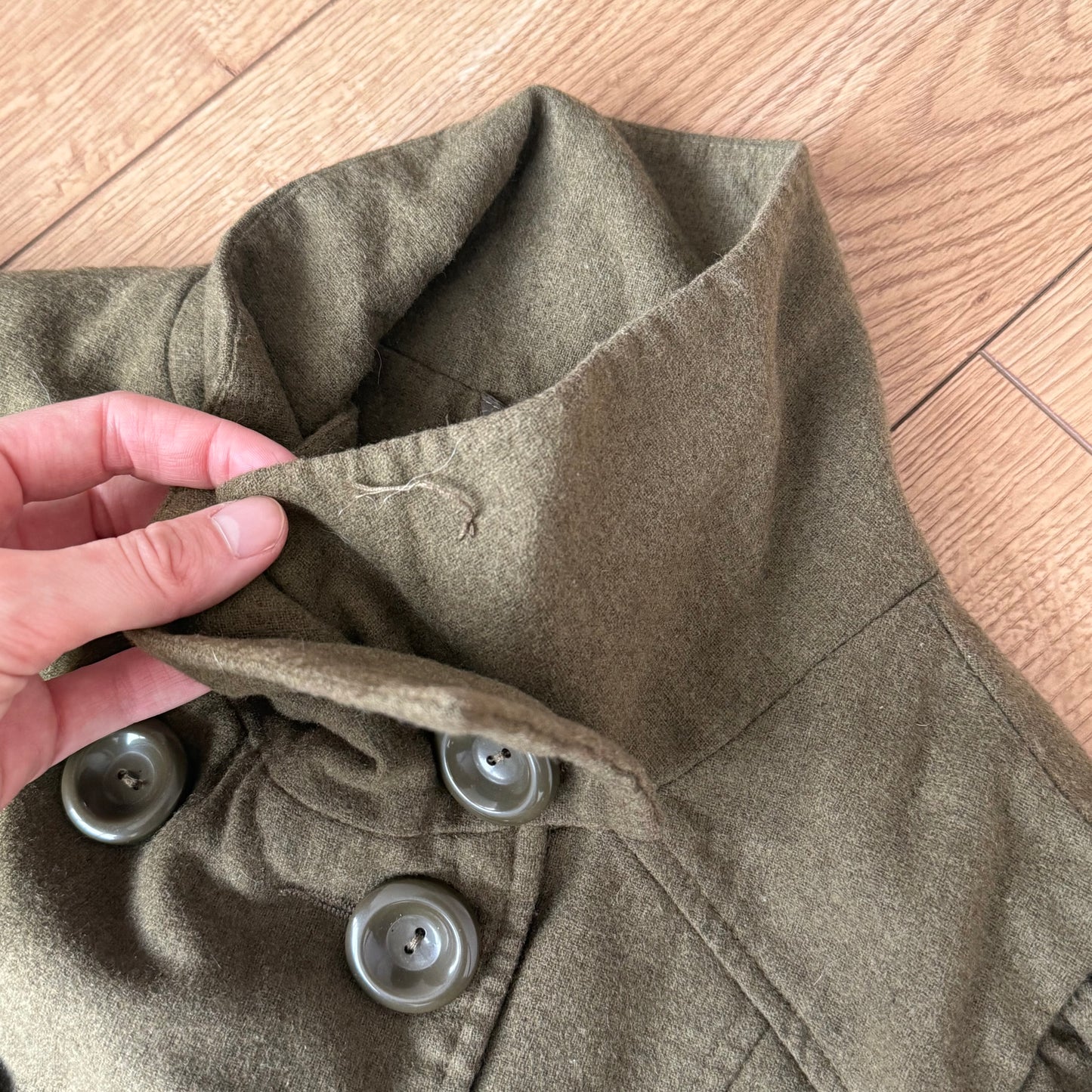 Khaki short sleeve peacoat - Size M/L