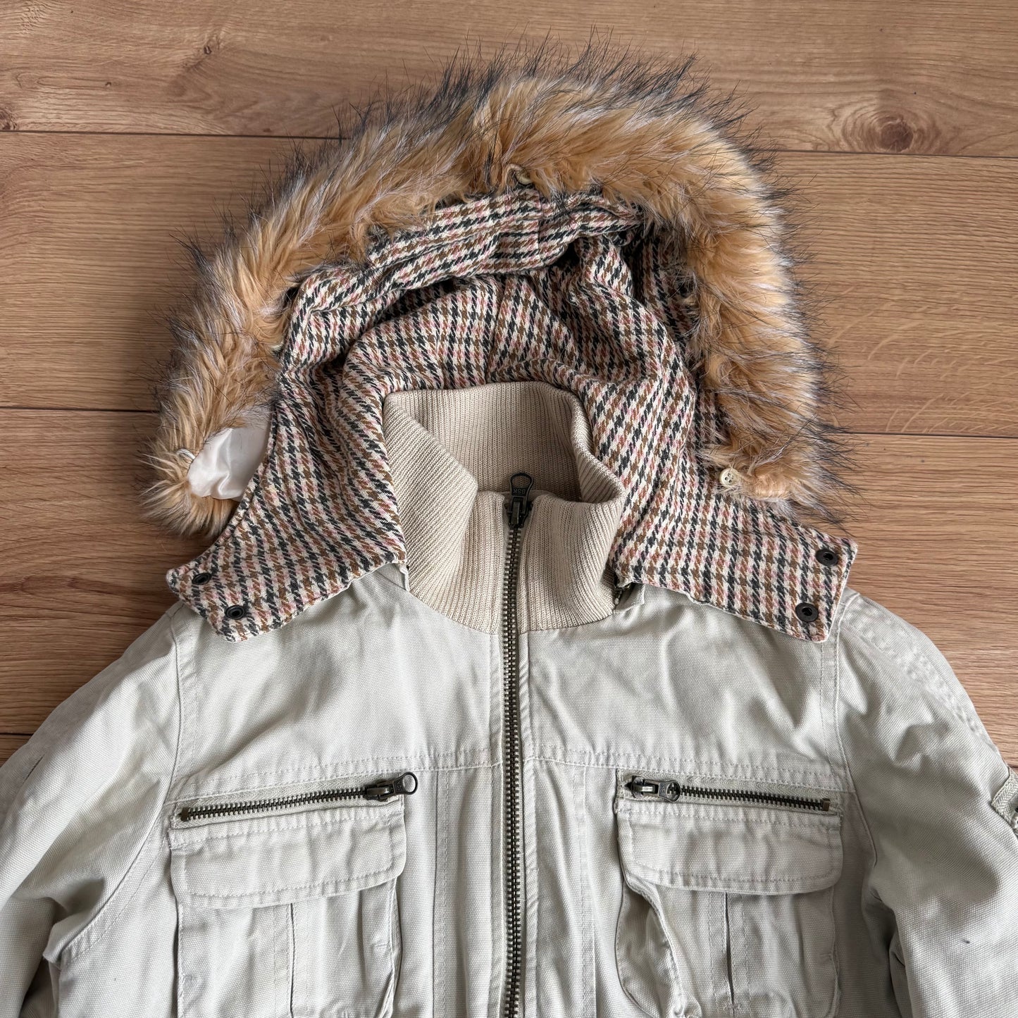 Cream bomber with faux fur hood - Size XS + M
