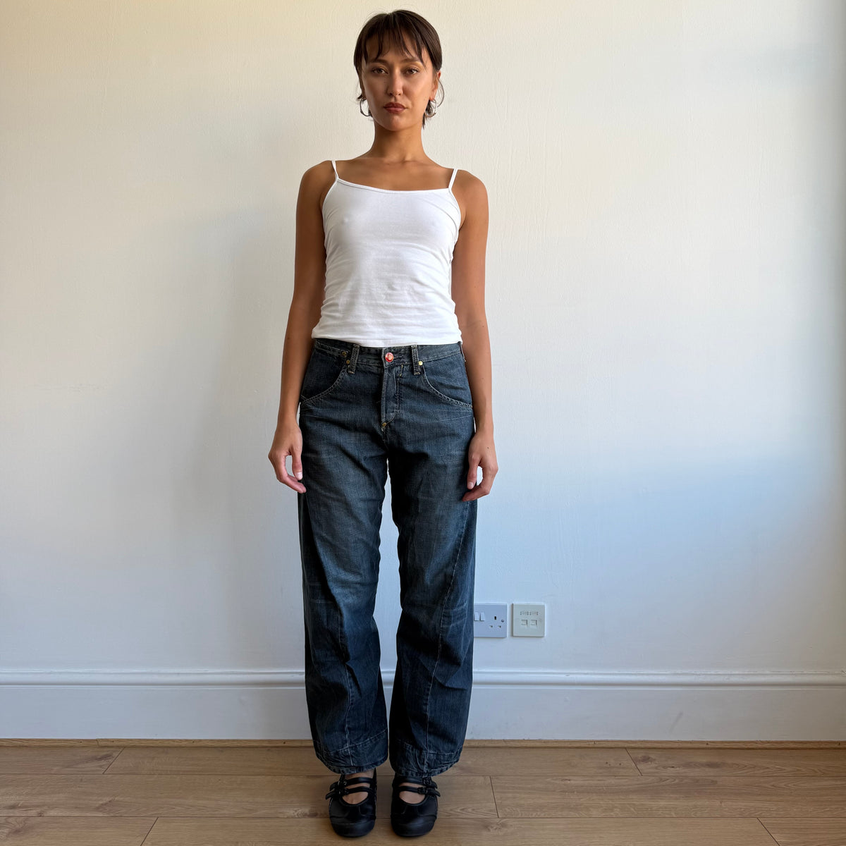 Levi’s Engineered cinch back jeans - Size 28x32