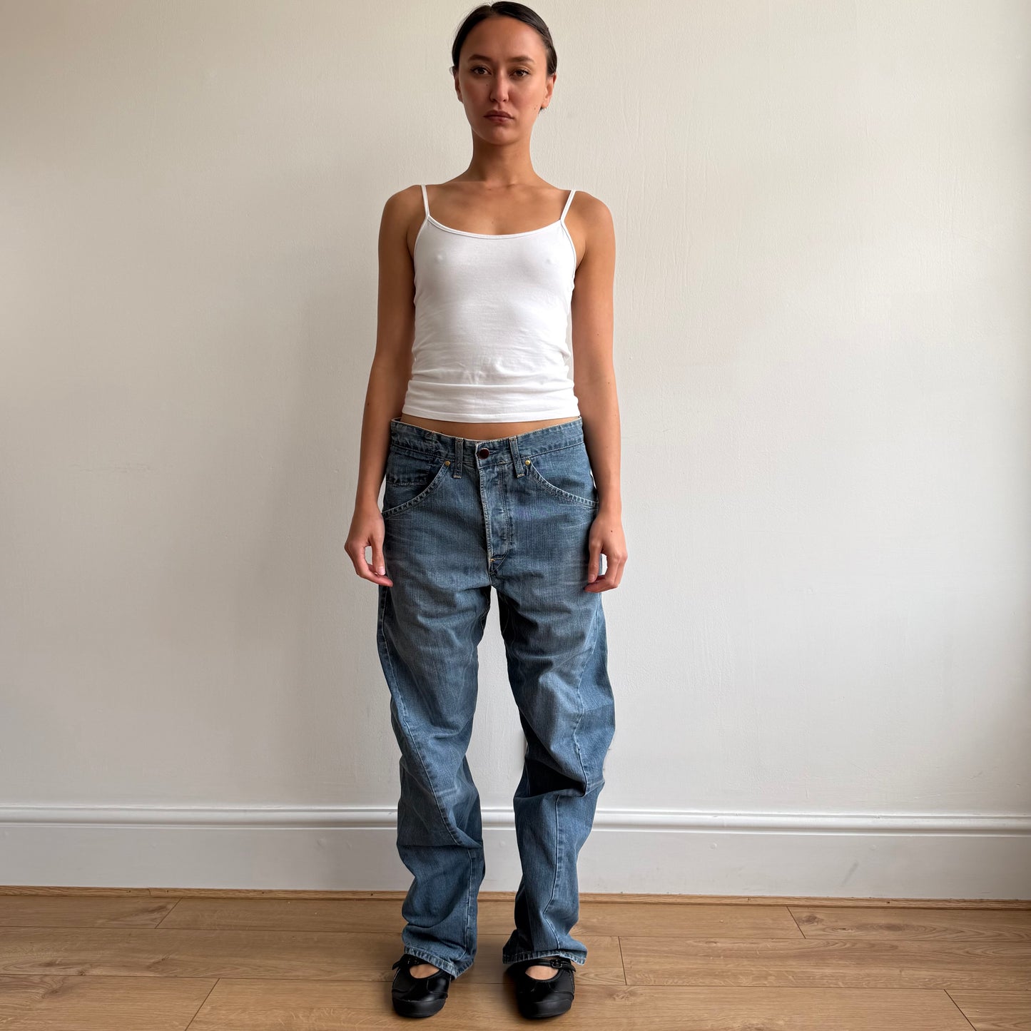 Levi’s Engineered button back jeans - Size 32x34