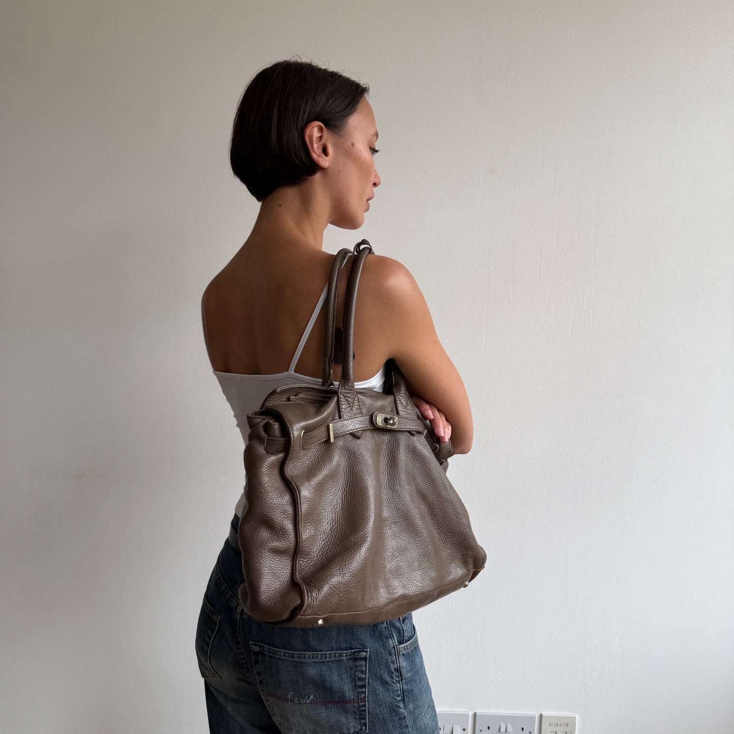 Brown leather ‘firkin’ bag - One Size