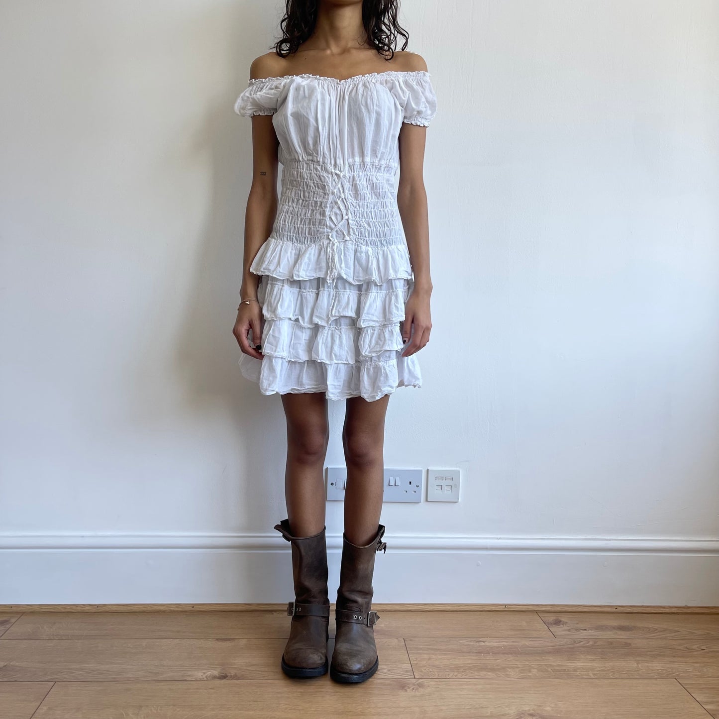 White corset dress - Size O/S