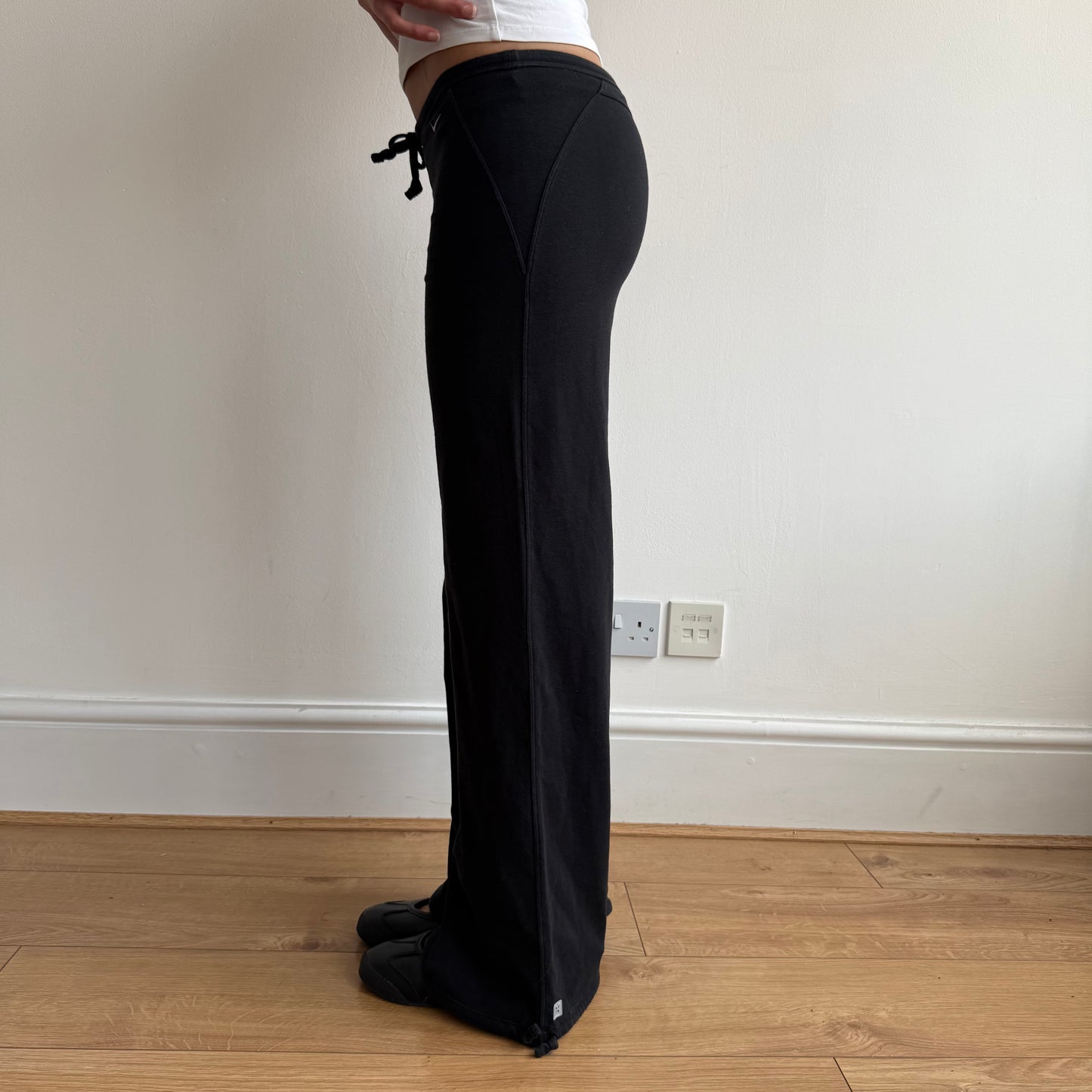 Black Nike flared yoga pants - Size S