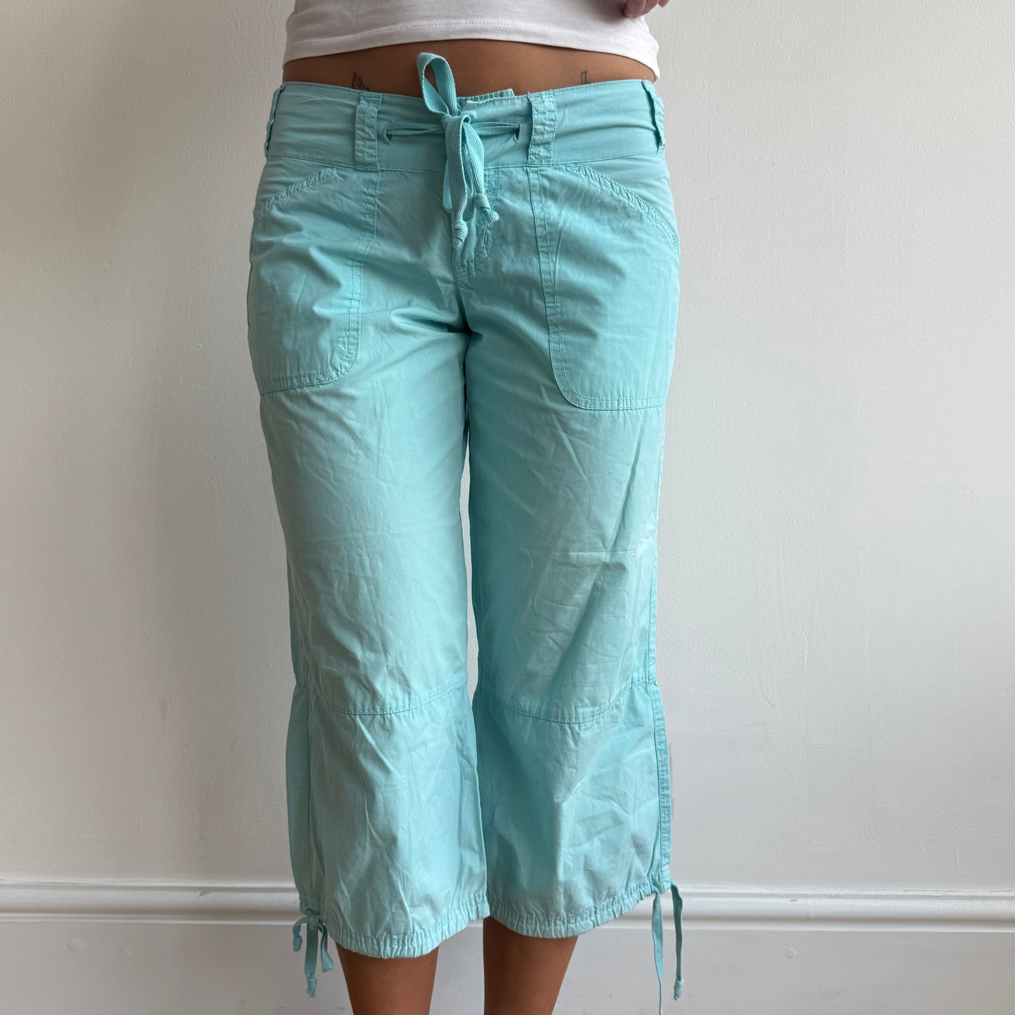 Turquoise drawstring capris - Size S