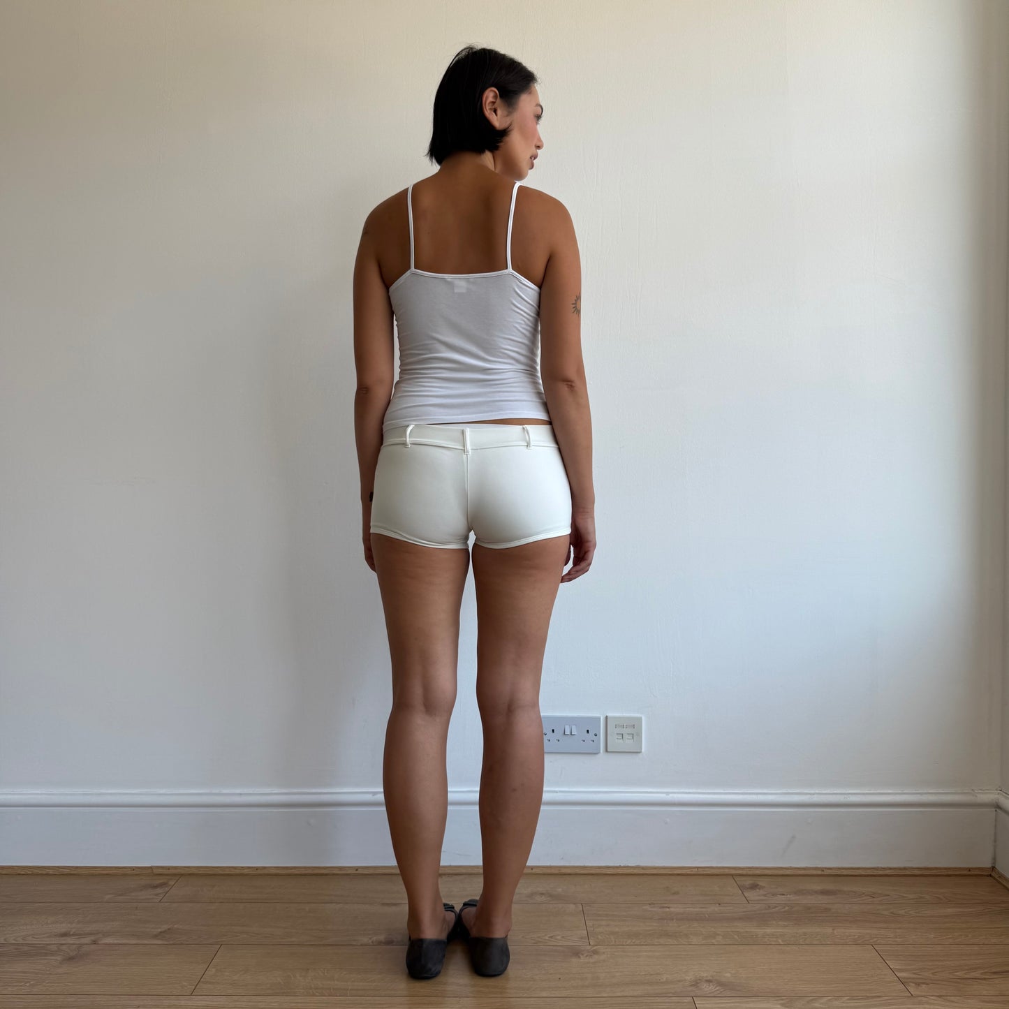 Cream Y-3 Adidas mini shorts - Size XS