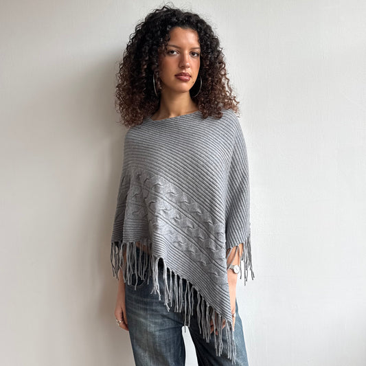 Grey tassel poncho - One Size