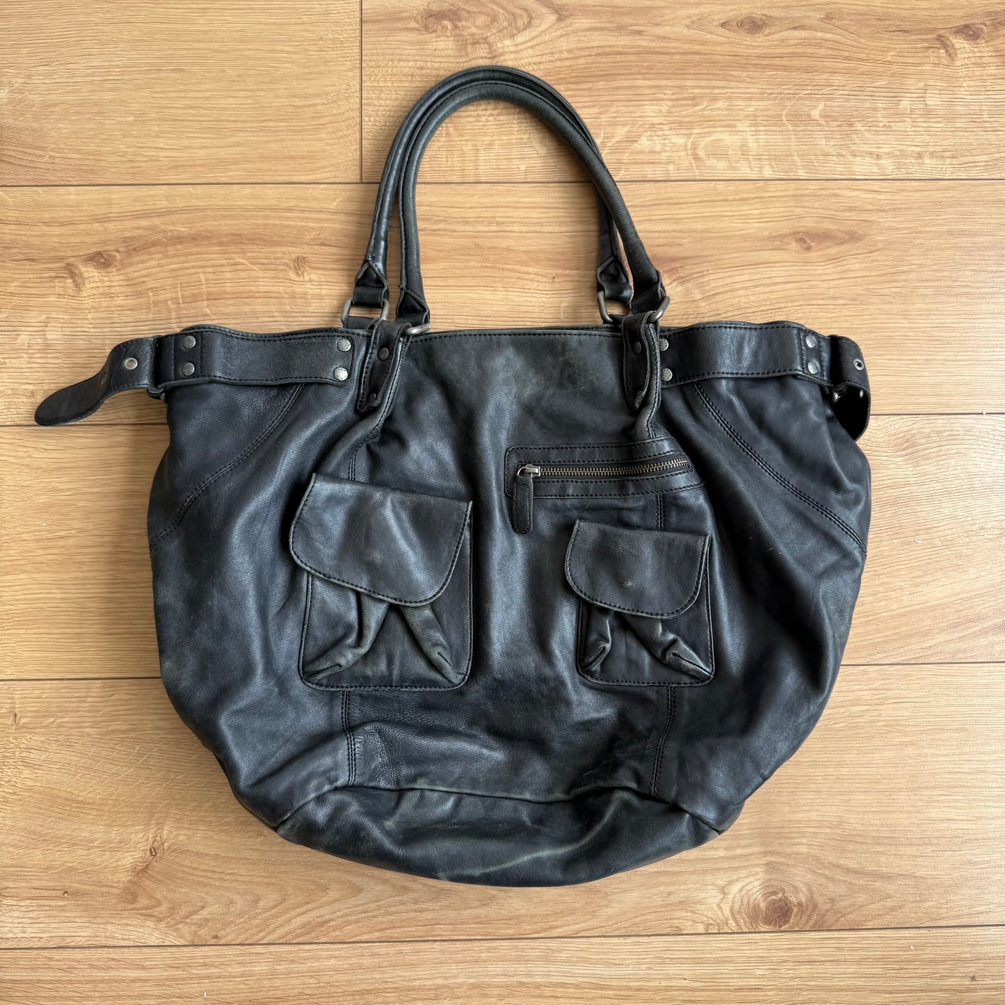Black leather buckle bag - One Size