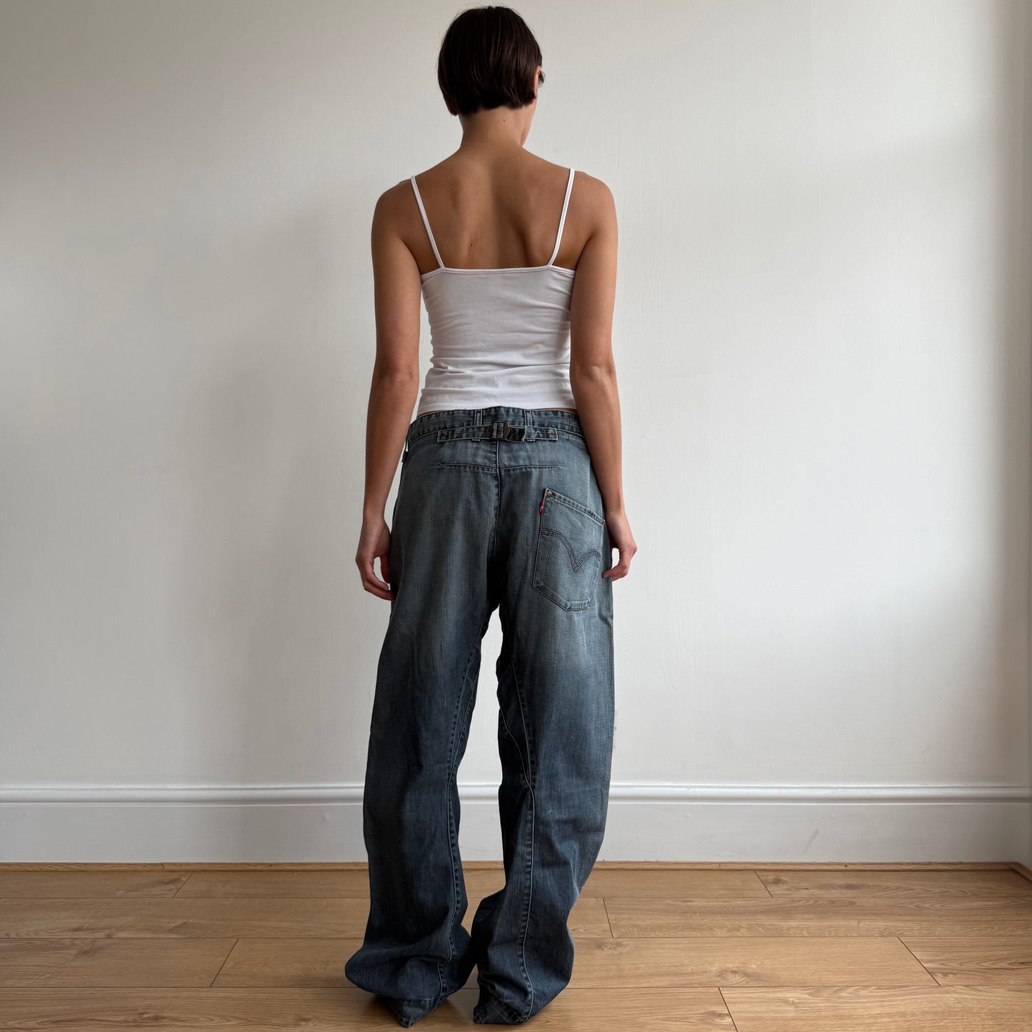 Levi’s Engineered cinch jeans - Size 34x32