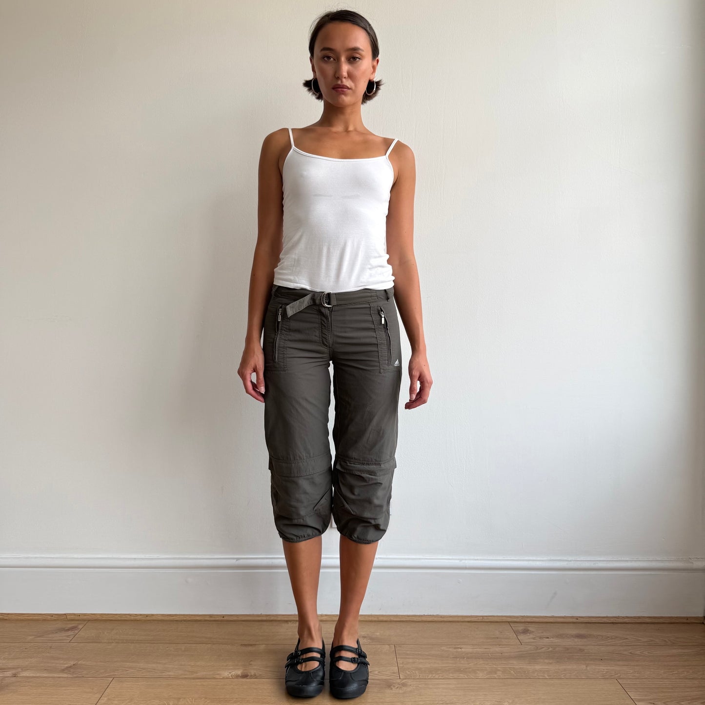 Khaki Adidas belt capris - Size XS