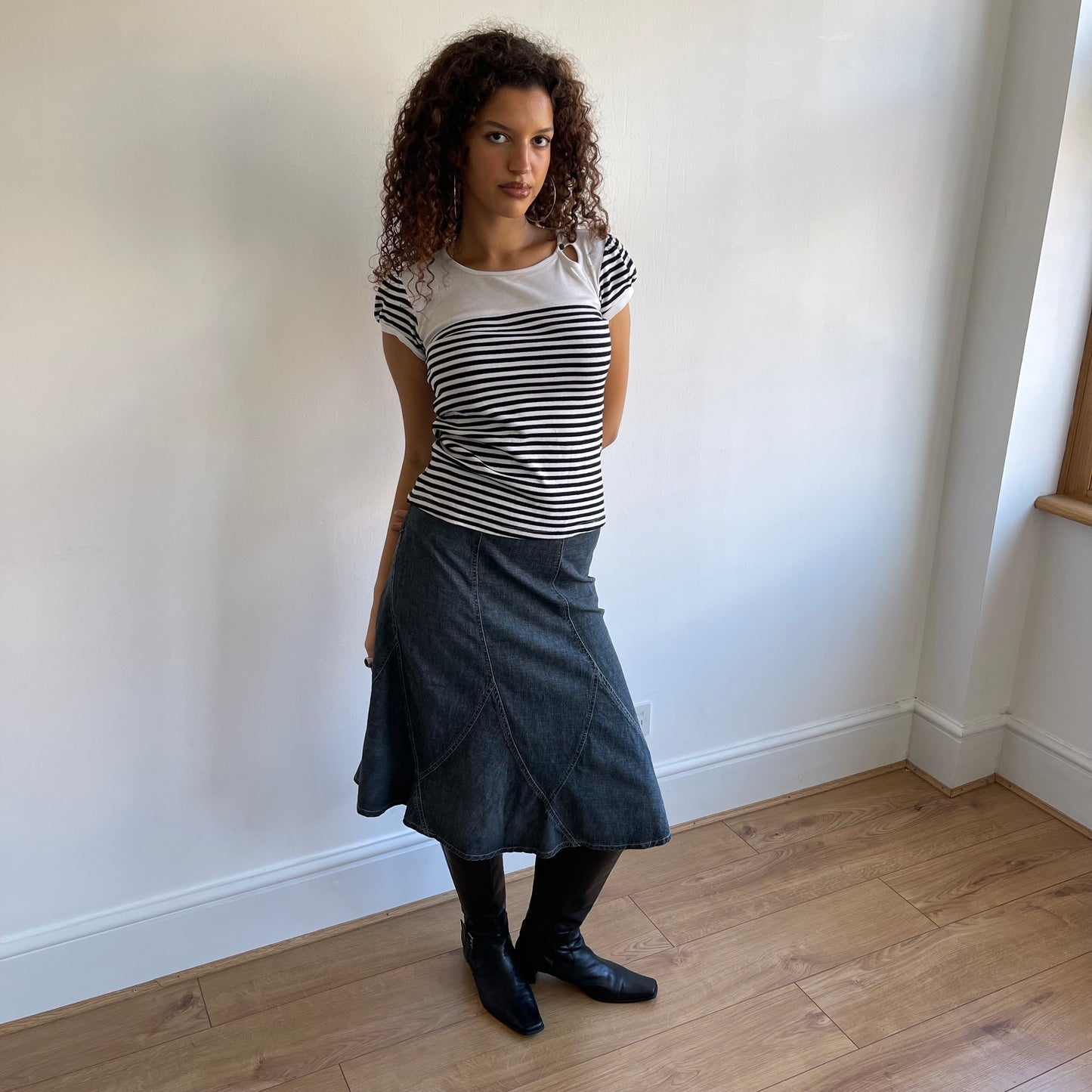 Stripe keyhole t-shirt - Size M