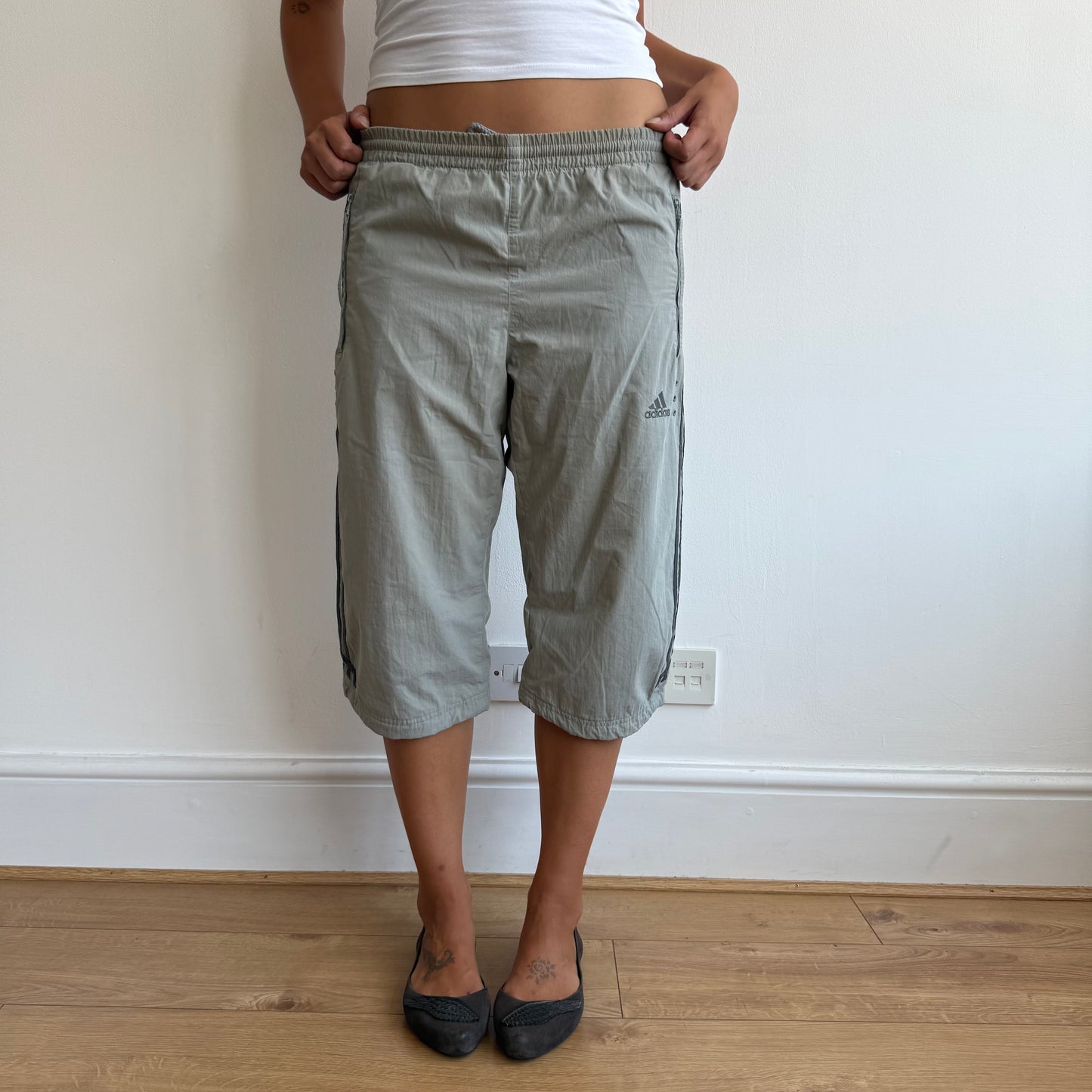Grey Adidas cargo capris - Size M