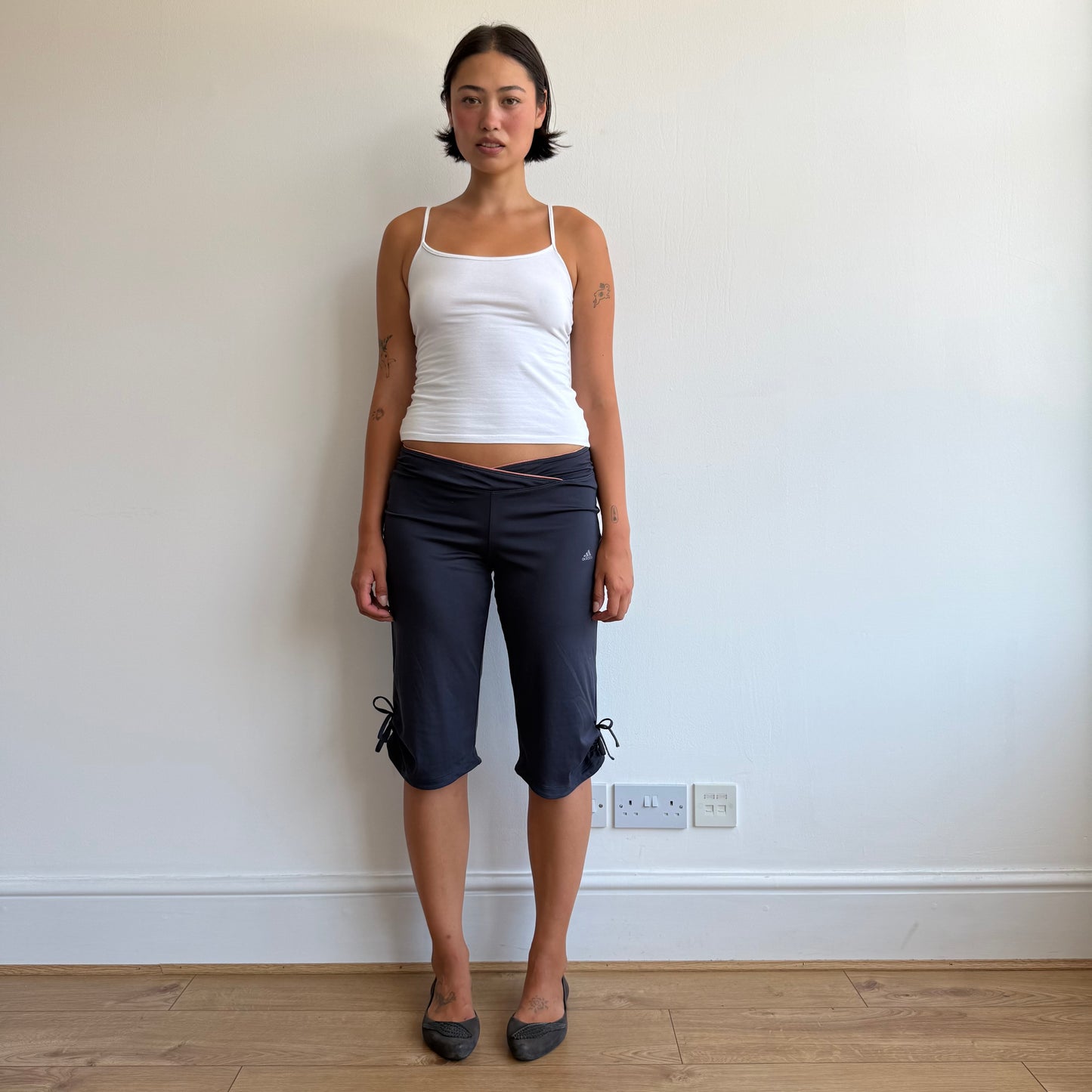 Adidas navy coral ruched capris - Size S