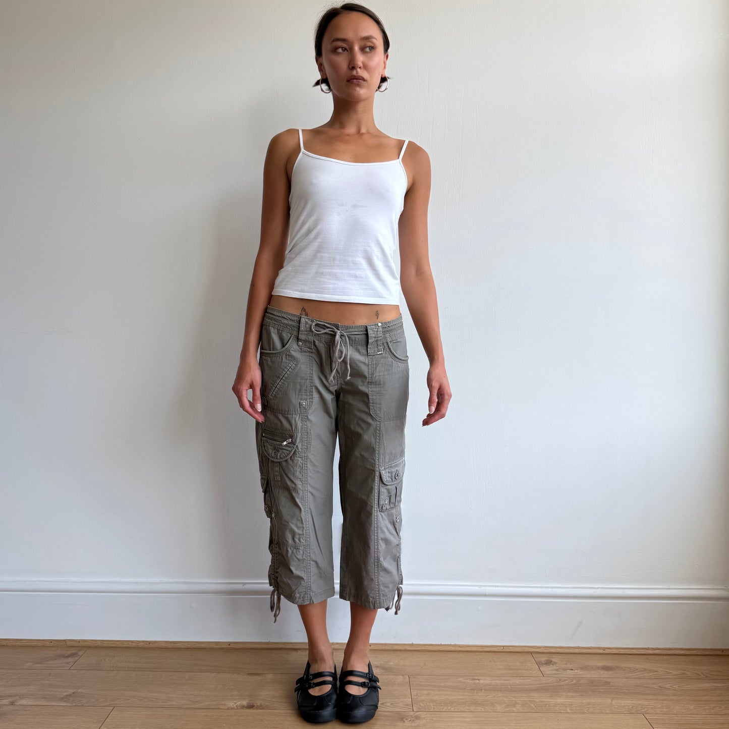Khaki cargo ruched leg capris - Size M