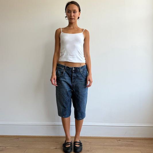 Levi’s Engineered cinch jorts - Size 32”
