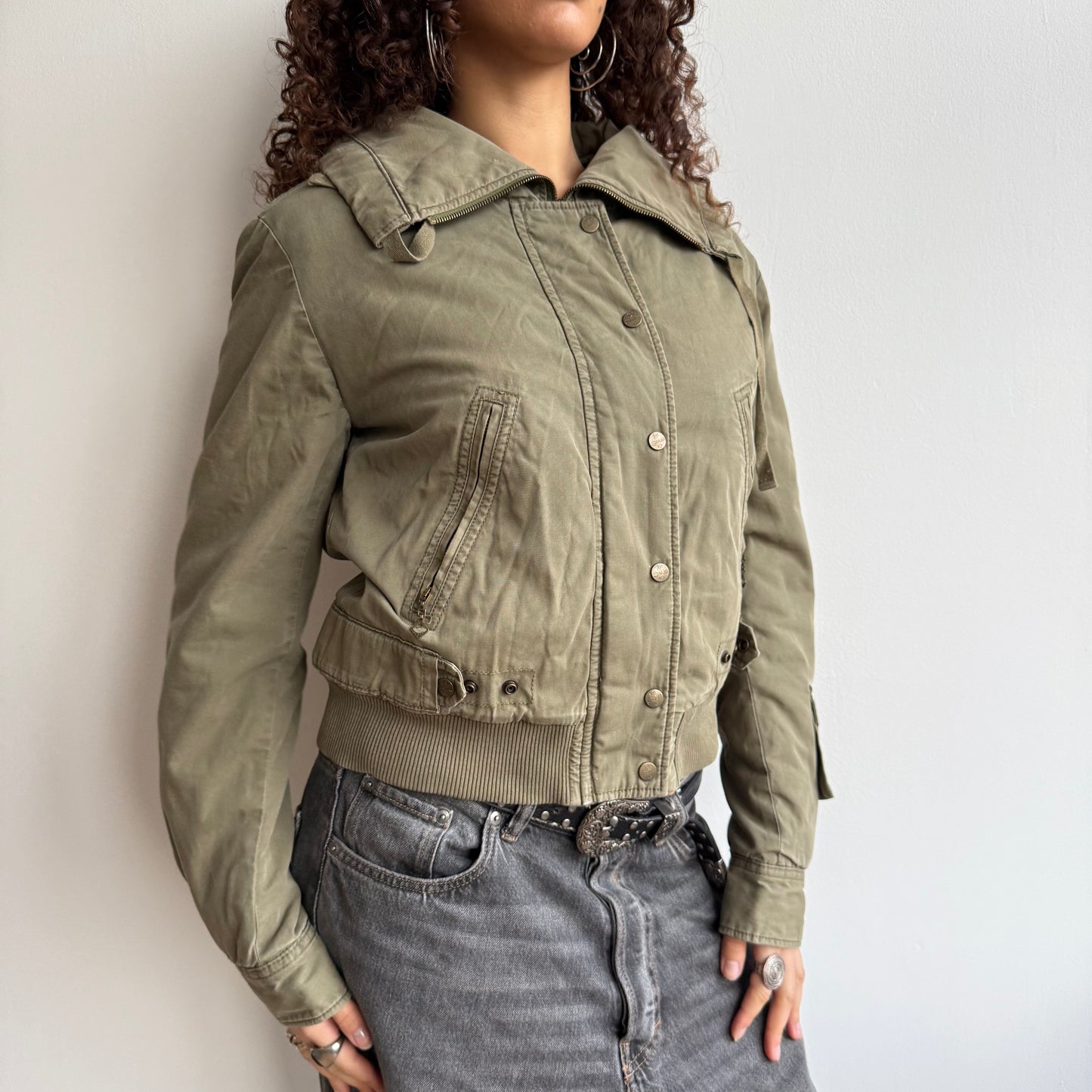Khaki Levi’s bomber - Size M