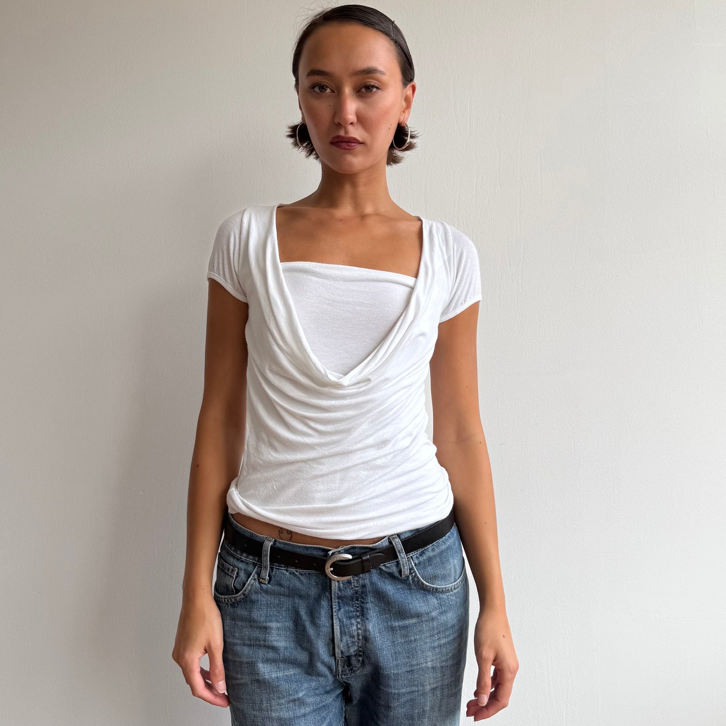 White cowl double layer keyhole top - Size S