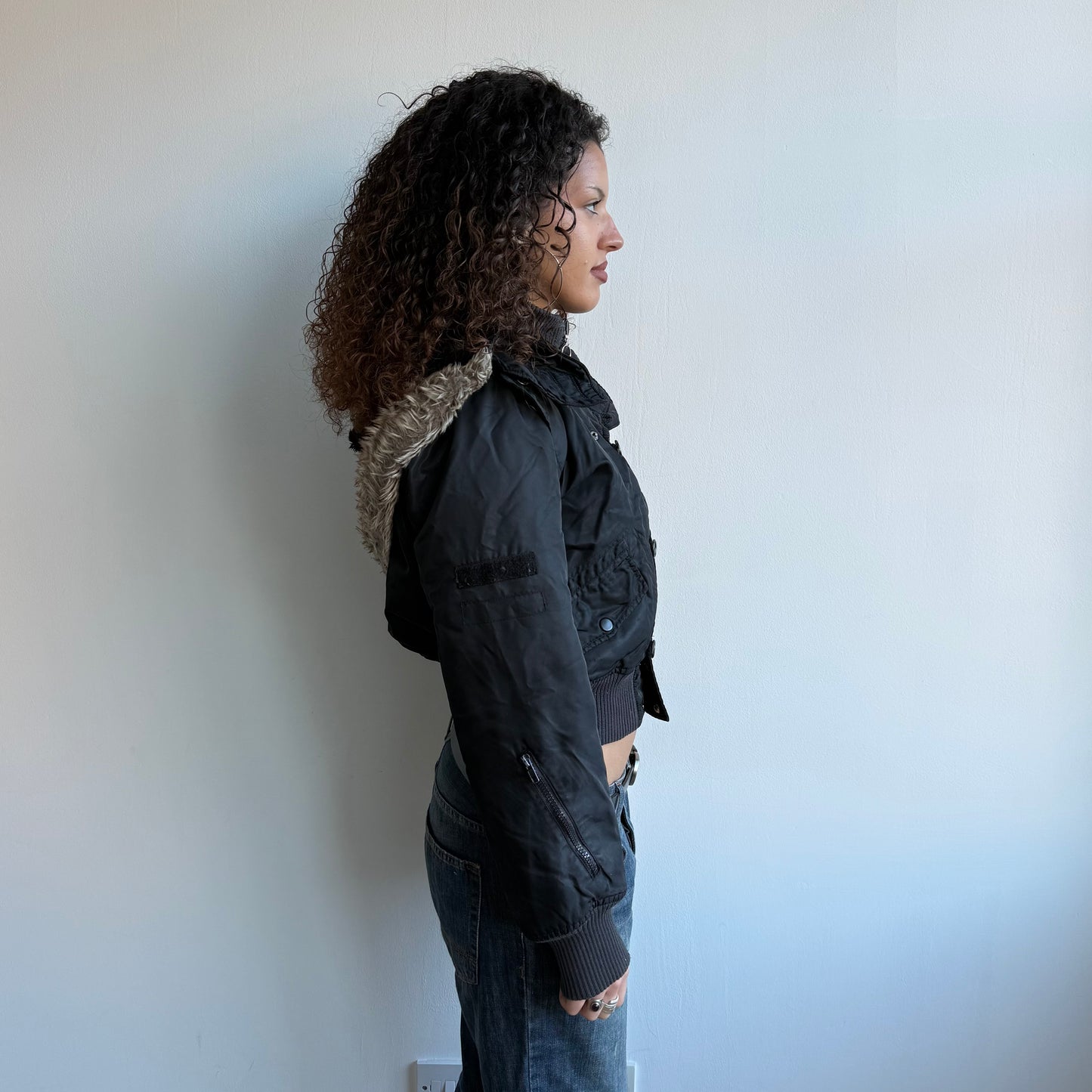 Black faux fur hood bomber - Size M