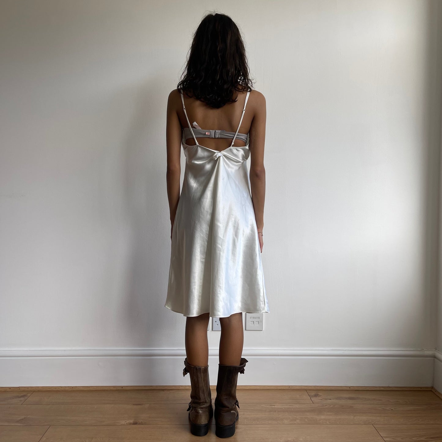 Satin slip dress - Size M/L